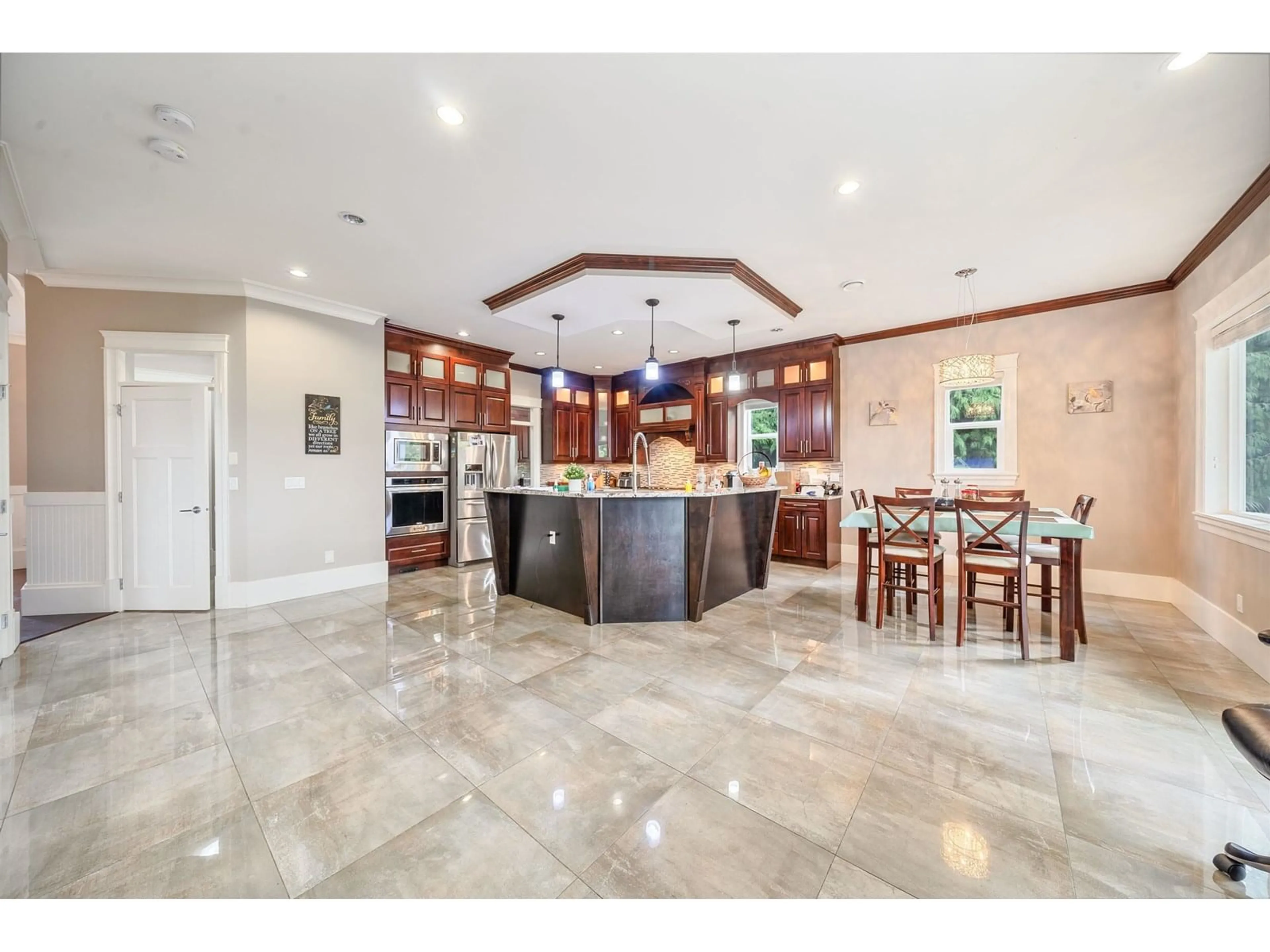 Open concept kitchen, ceramic/tile floor for 12701 107A, Surrey British Columbia V3V3J3