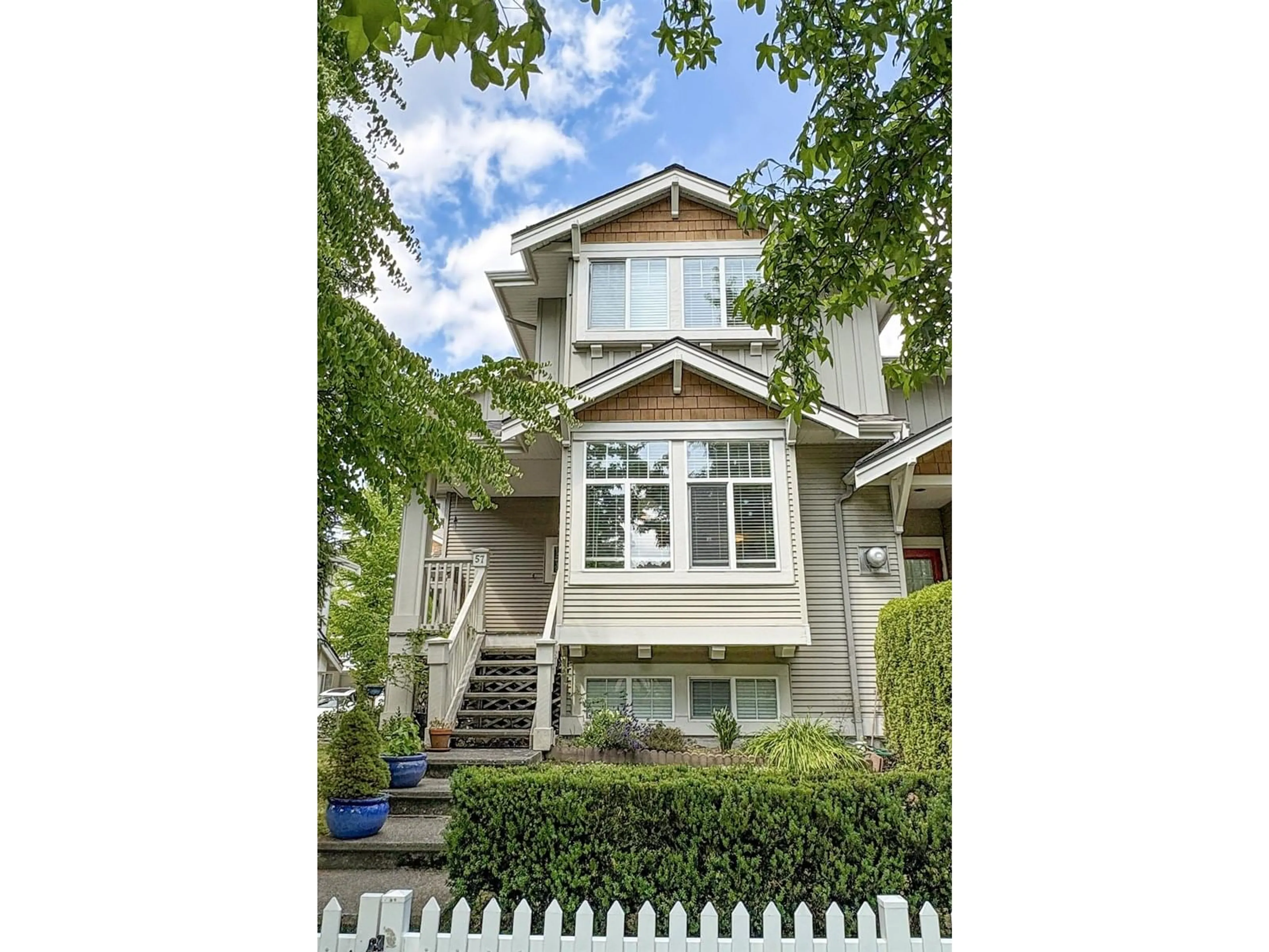 Home with vinyl exterior material, street for 57 - 14877 58, Surrey British Columbia V3S8Y9