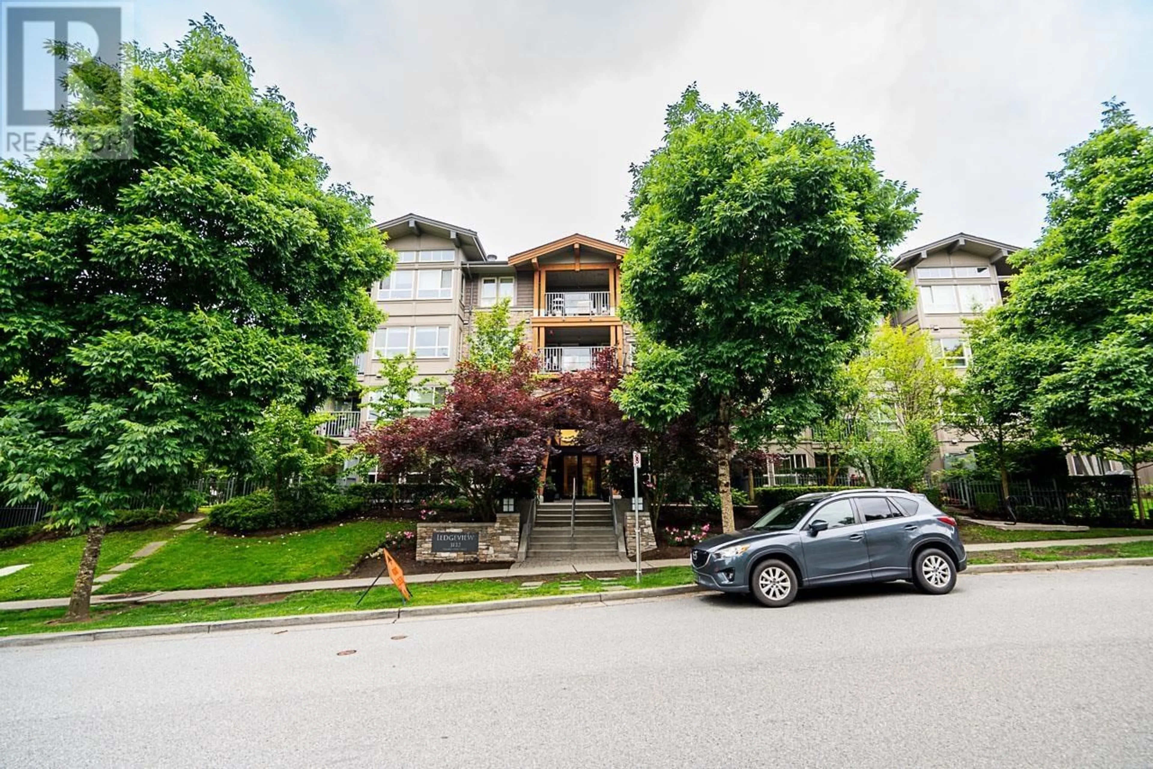Unknown for 211 - 3132 DAYANEE SPRINGS BOULEVARD, Coquitlam British Columbia V3E0B5