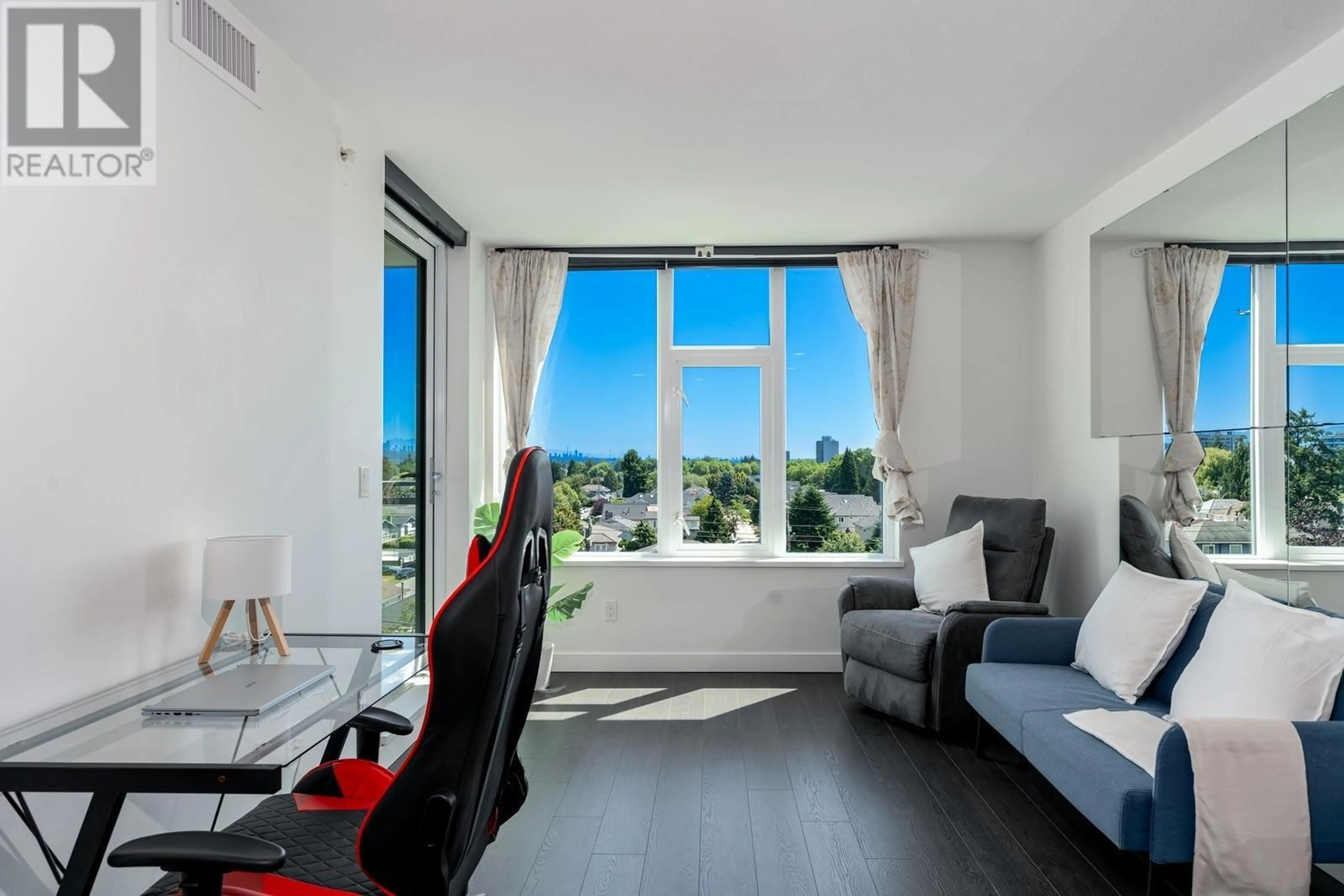 A pic of a room for 811 - 3300 KETCHESON ROAD, Richmond British Columbia V6X0S5