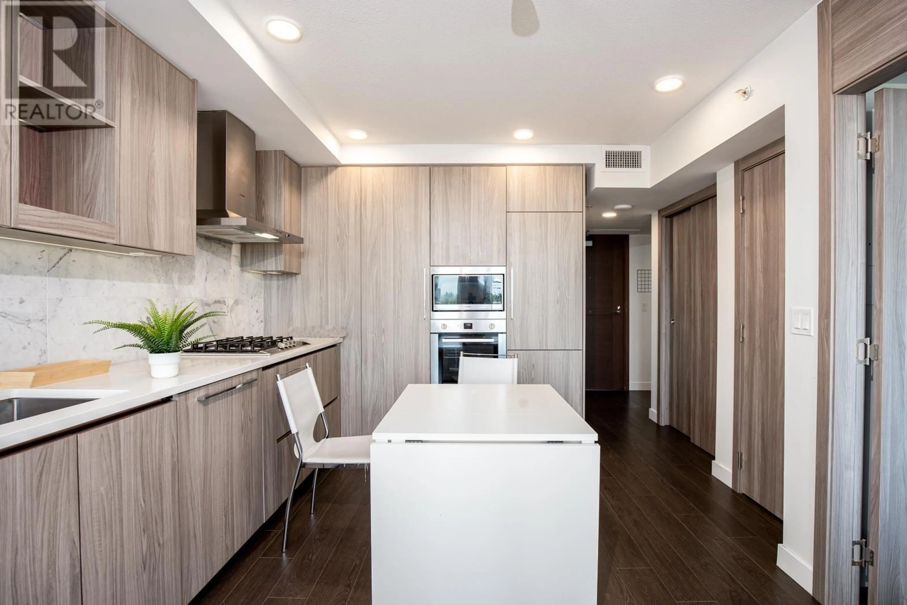Contemporary kitchen, wood/laminate floor for 811 - 3300 KETCHESON ROAD, Richmond British Columbia V6X0S5
