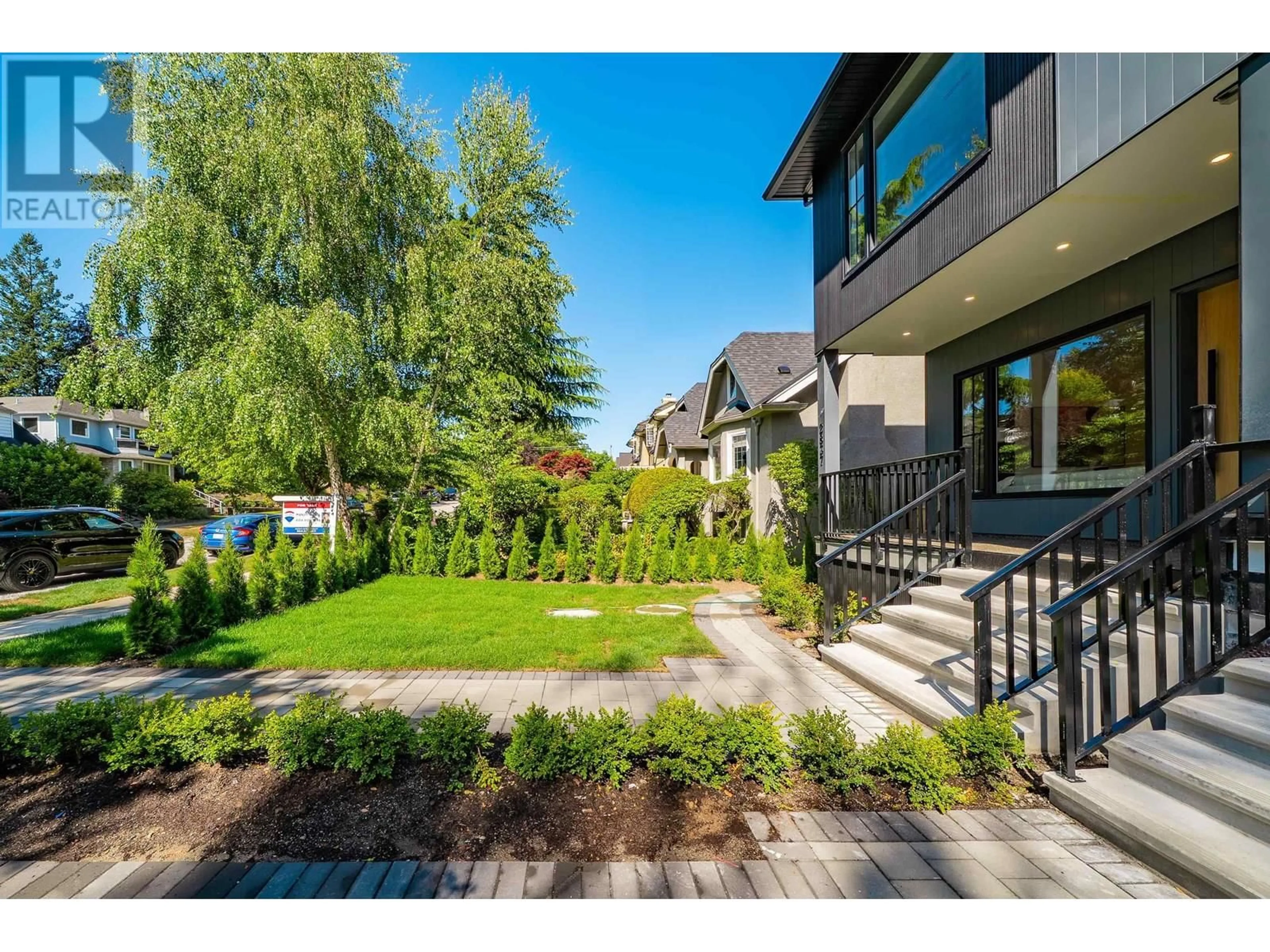 Patio, unknown for 2835 31ST AVENUE, Vancouver British Columbia V6L2A3