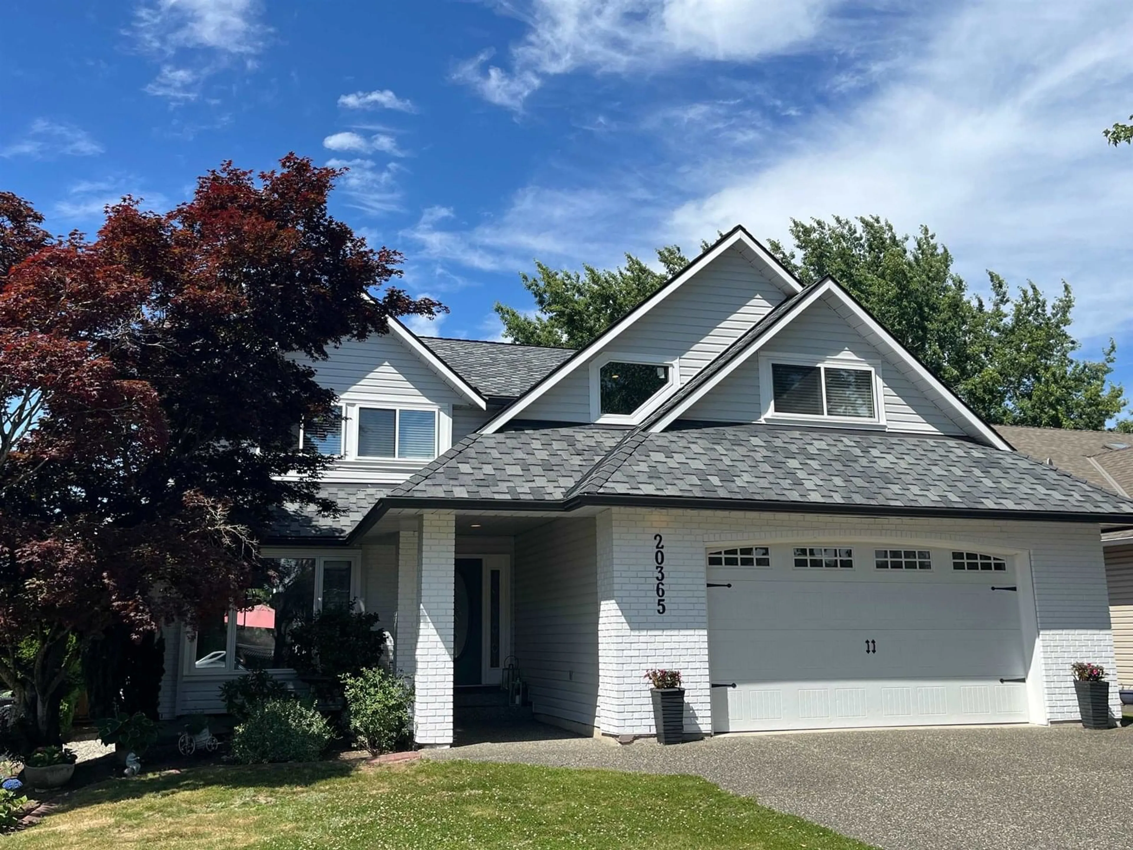 Home with vinyl exterior material, street for 20365 91B, Langley British Columbia V1M2G1