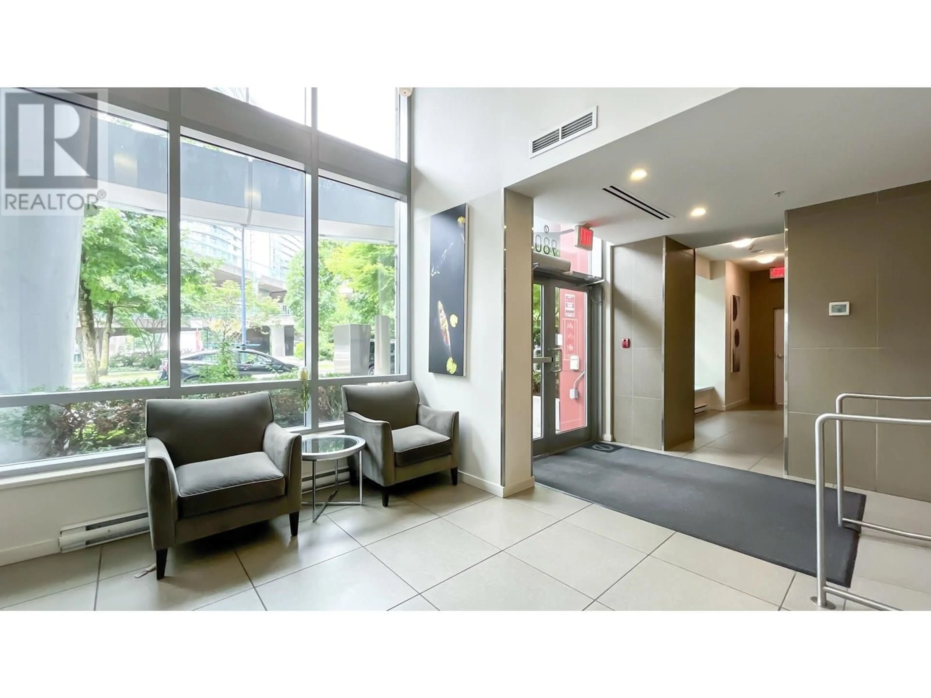 Indoor foyer for 1603 - 980 COOPERAGE WAY WAY, Vancouver British Columbia V6B0C3