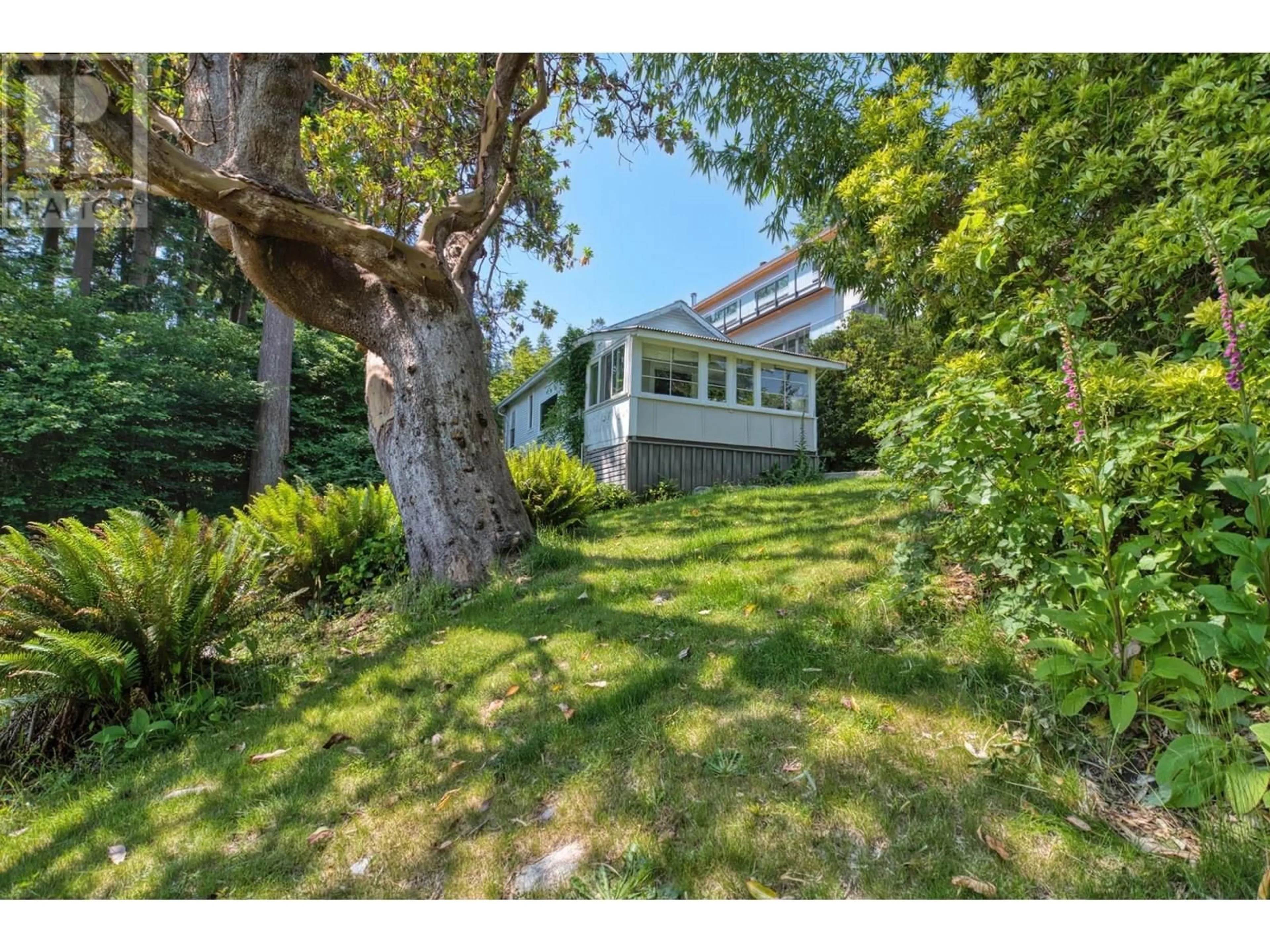A pic from outside/outdoor area/front of a property/back of a property/a pic from drone, unknown for 81 KELLY ROAD, Gibsons British Columbia V0N1V3