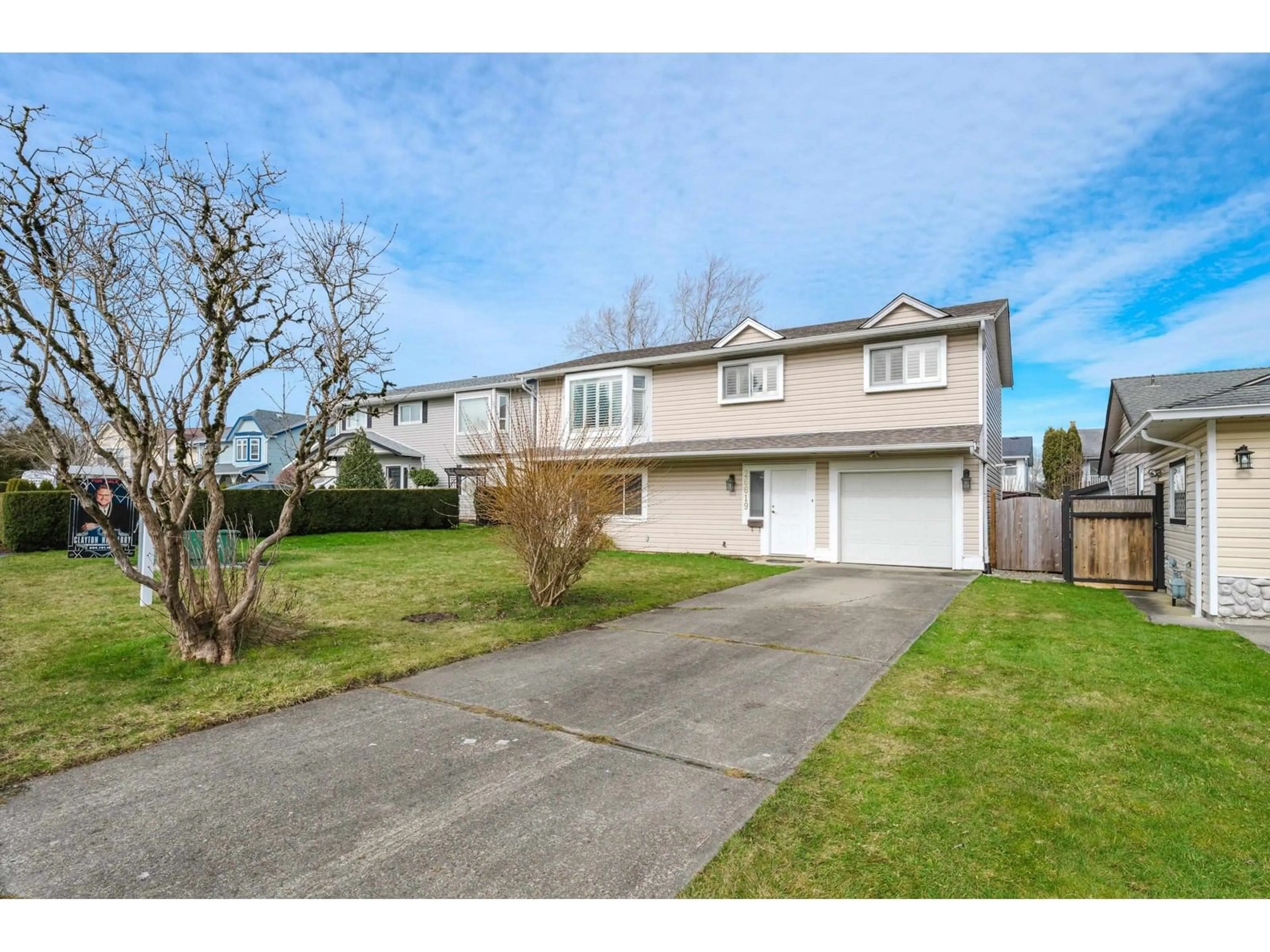 A pic from outside/outdoor area/front of a property/back of a property/a pic from drone, street for 26619 30, Langley British Columbia V4W3B7