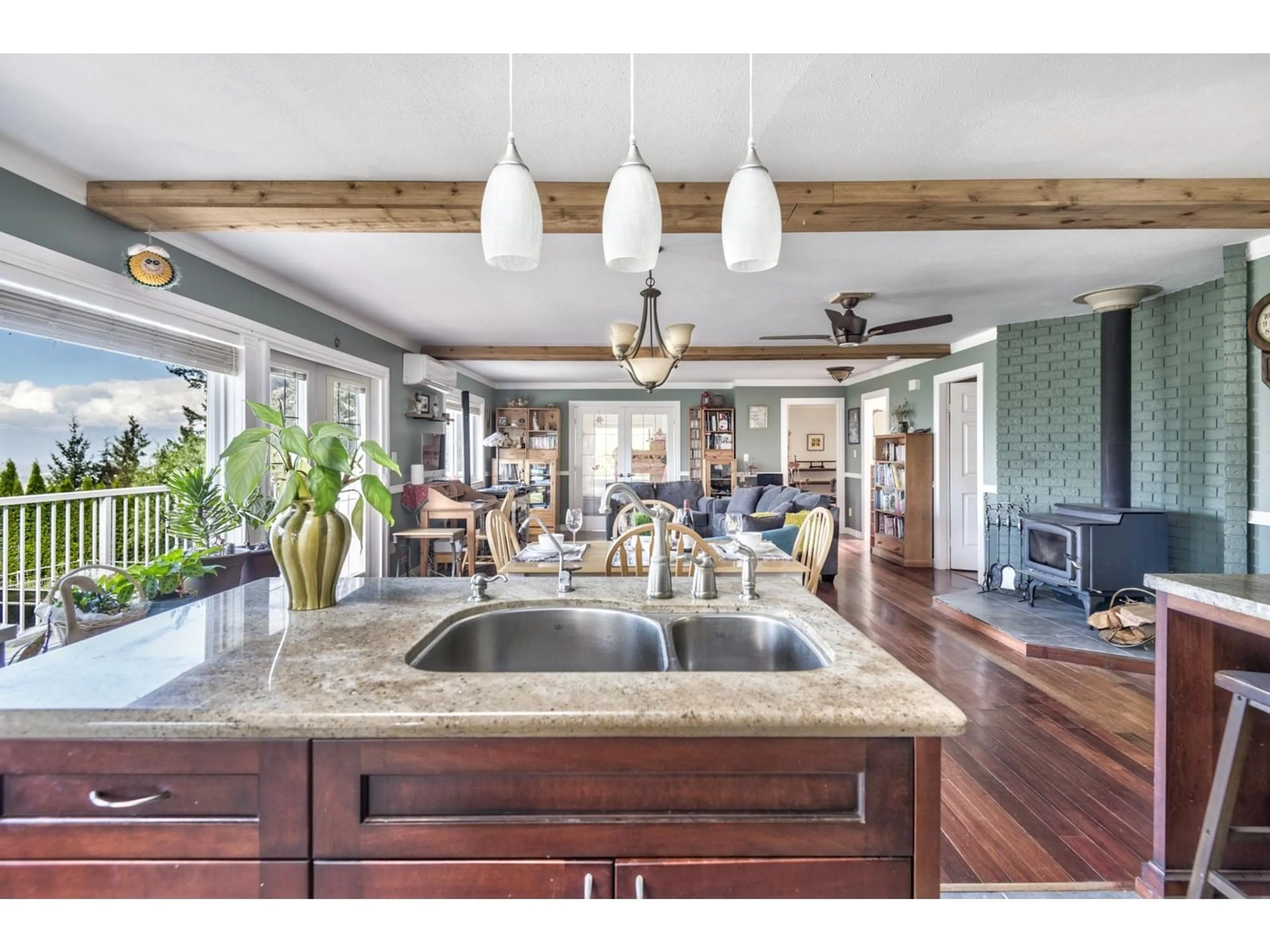 Open concept kitchen, unknown for 48585 WINCOTT ROAD, Chilliwack British Columbia V4Z1H1