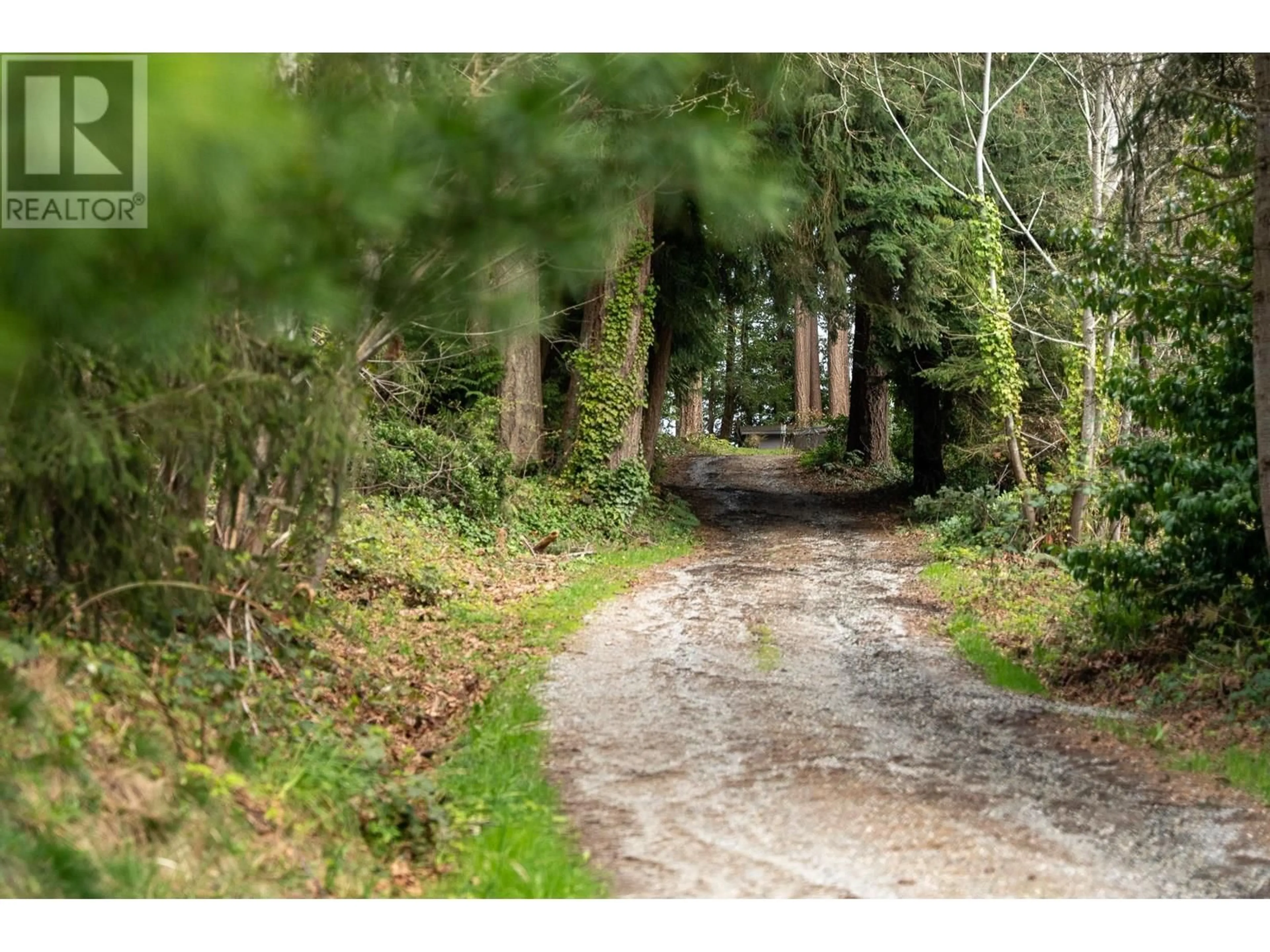 Blurry image for 5080 SUNSHINE COAST HIGHWAY, Sechelt British Columbia V7Z0G6