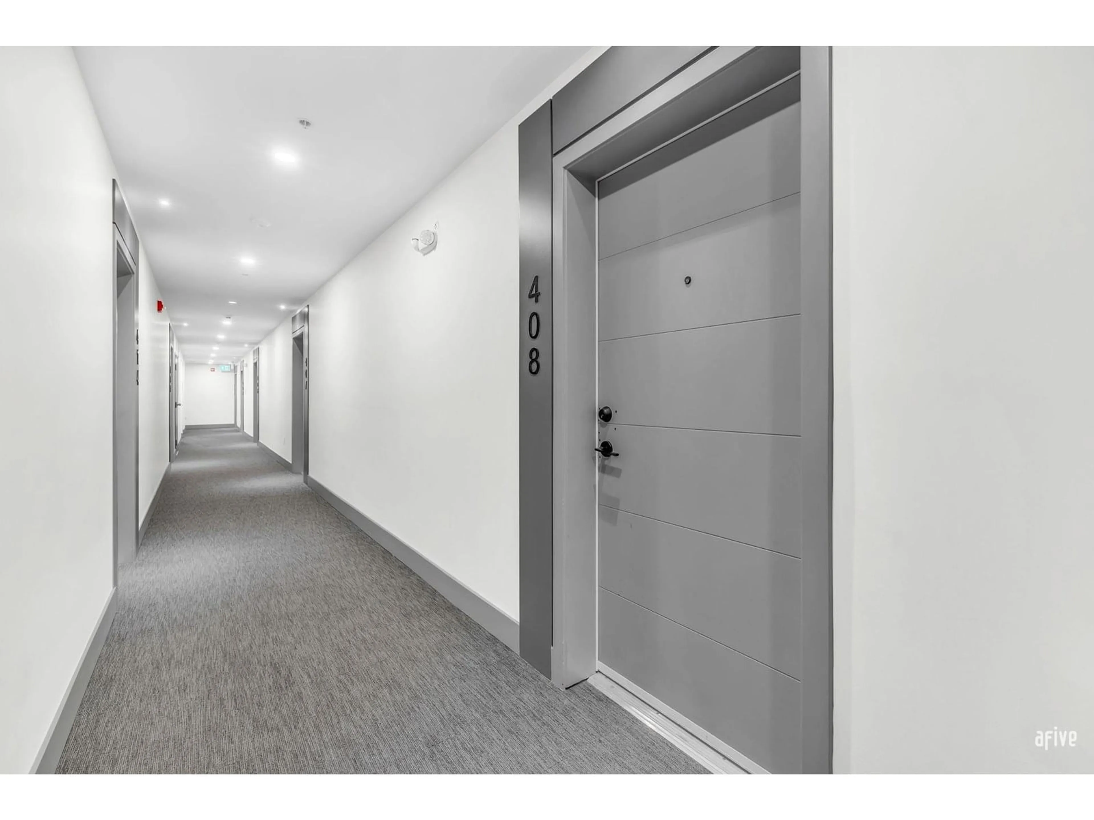 Indoor foyer for 408 - 10778 138, Surrey British Columbia V3T0S5