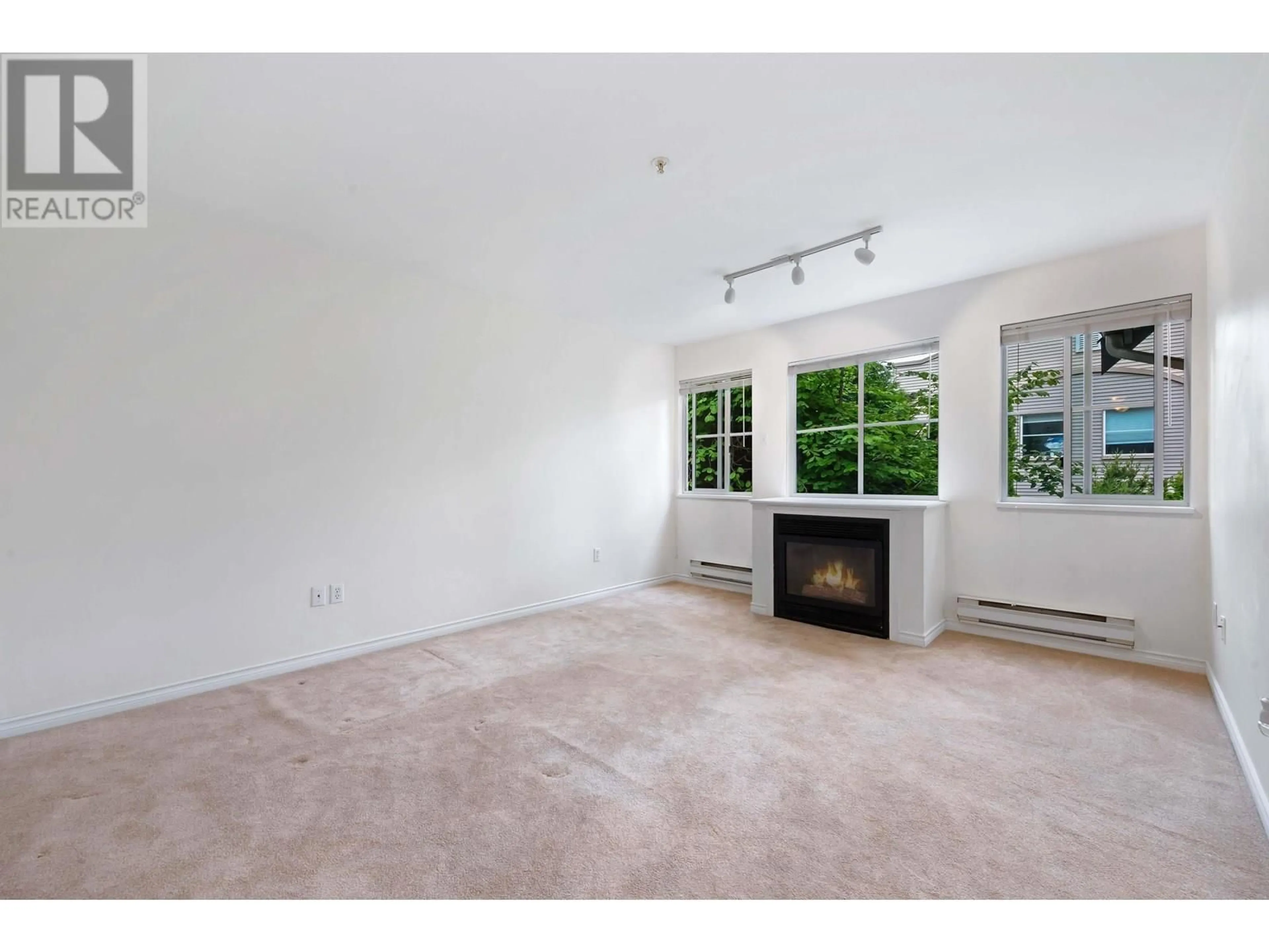 A pic of a room for 31 - 19034 MCMYN ROAD, Pitt Meadows British Columbia V3Y2N8