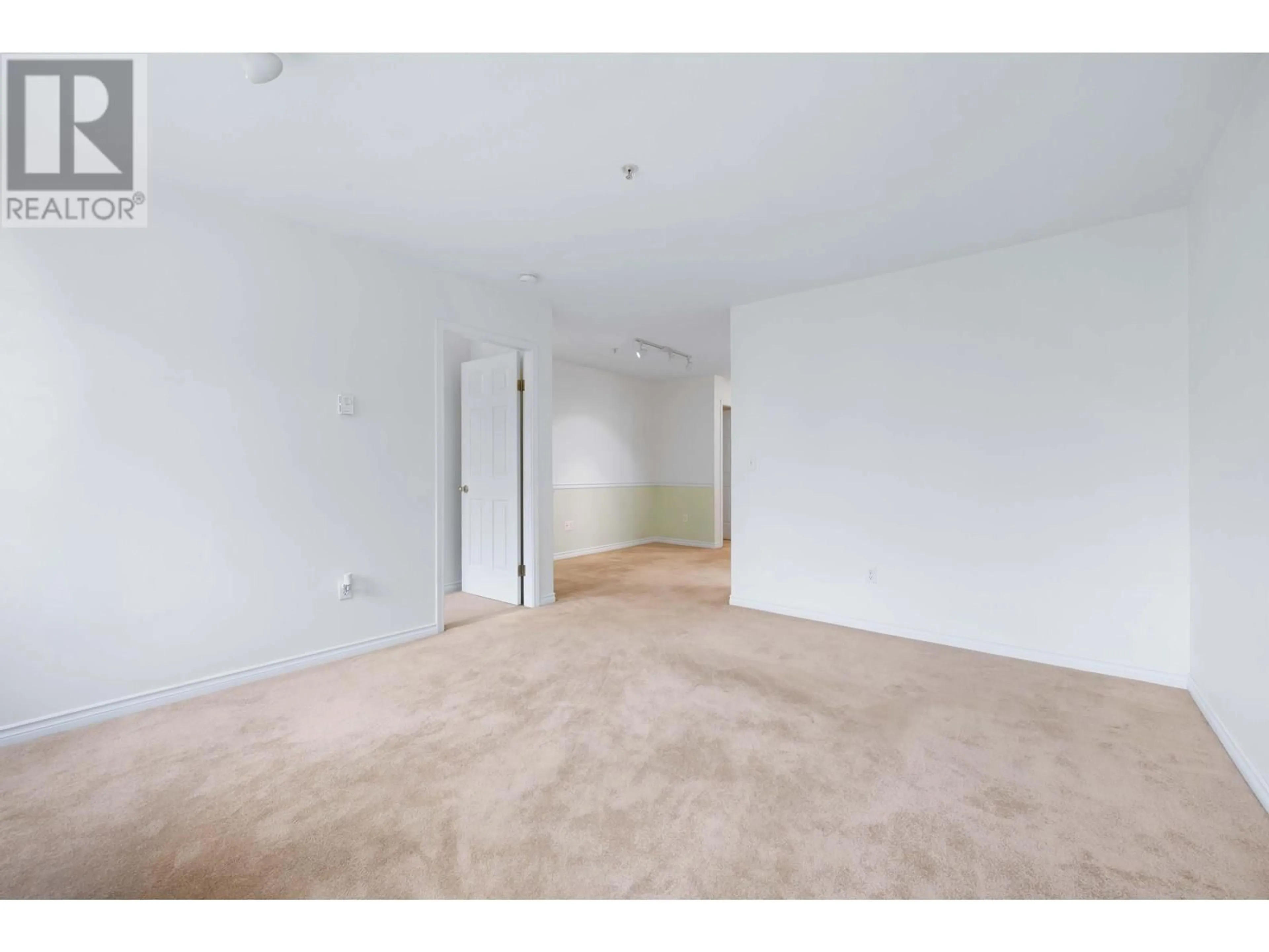 A pic of a room for 31 - 19034 MCMYN ROAD, Pitt Meadows British Columbia V3Y2N8