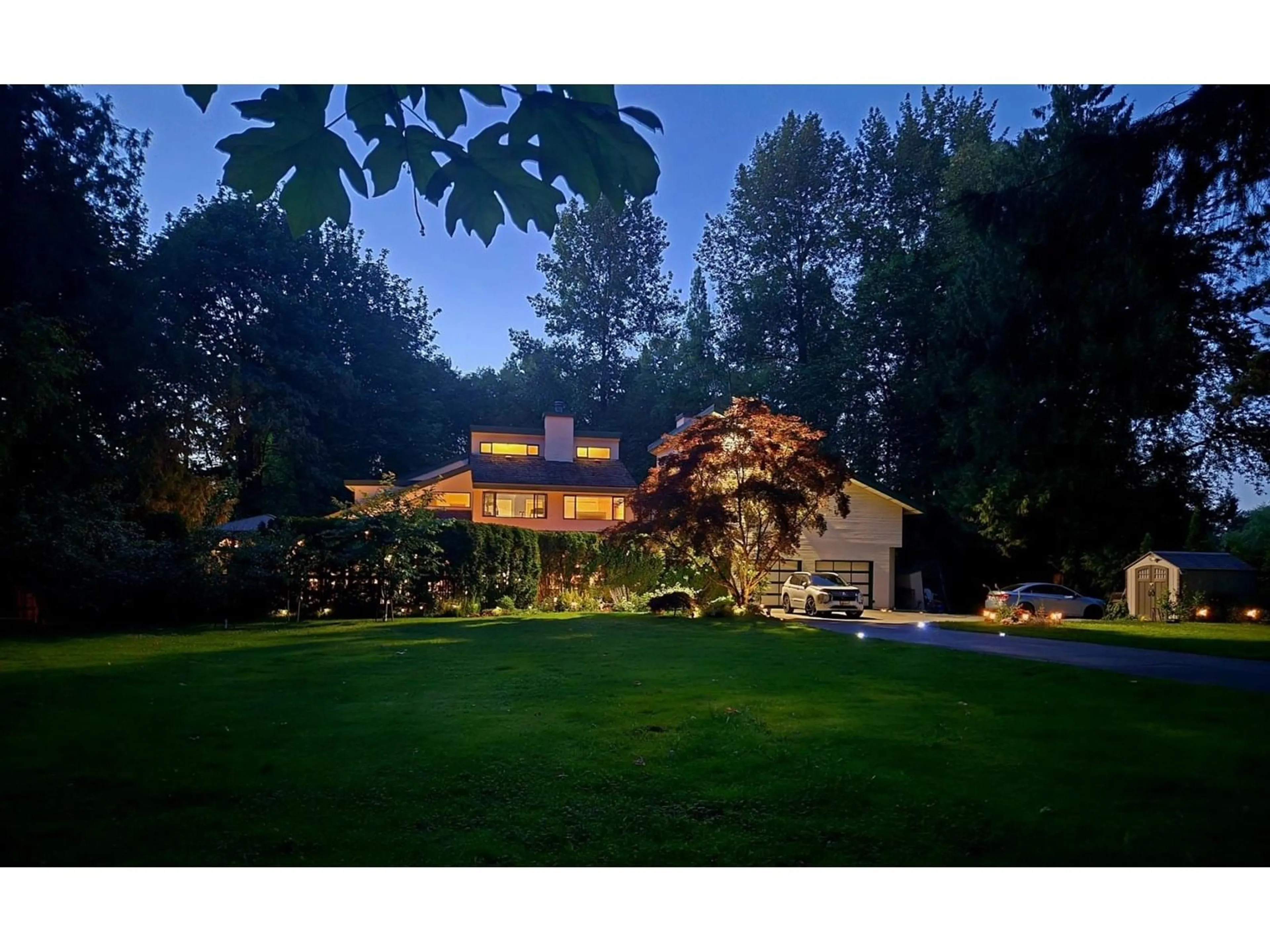 Unknown for 19025 84TH, Surrey British Columbia V4N6B3