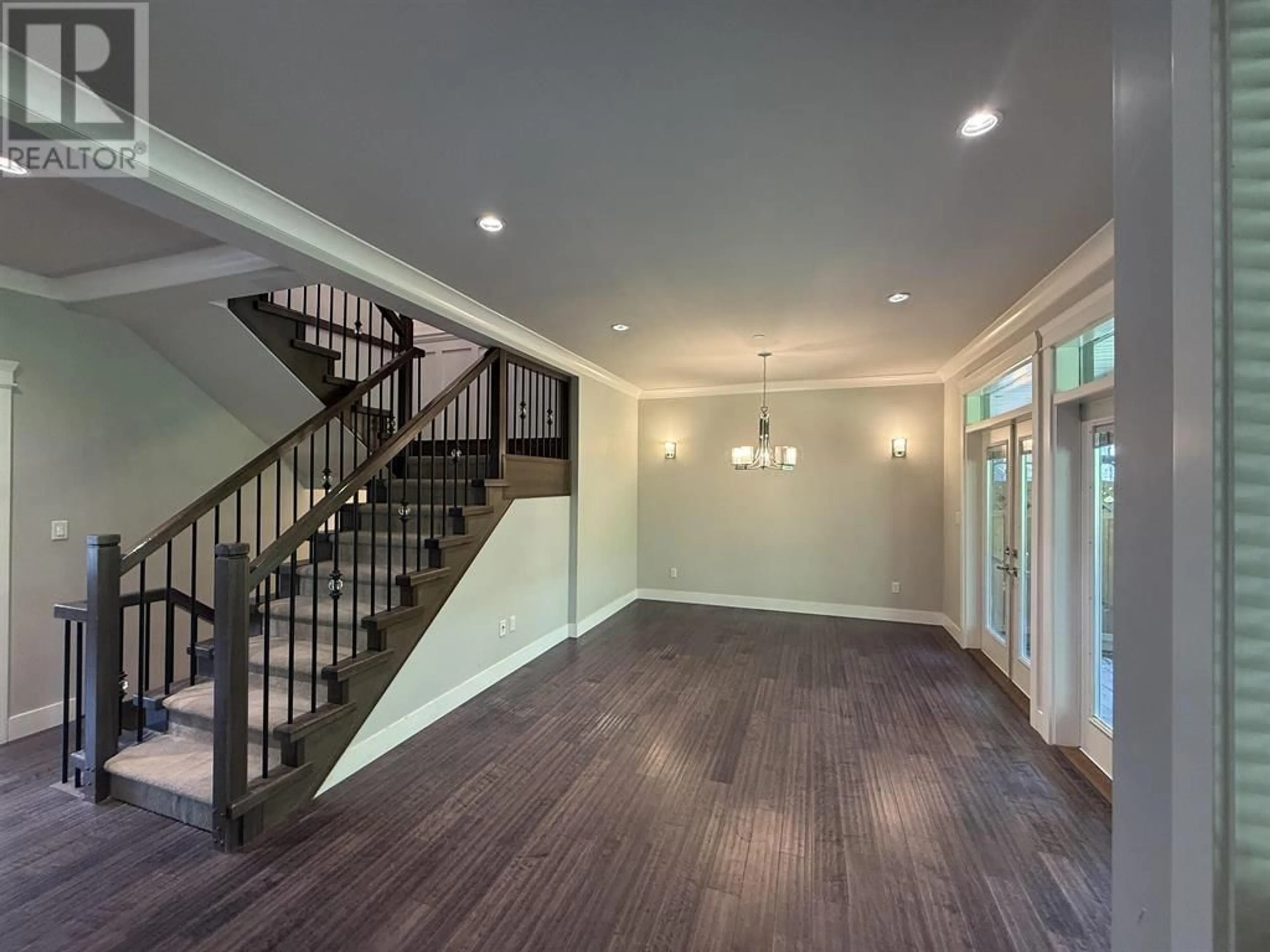 Unknown for 3 - 651 14TH STREET, North Vancouver British Columbia V7M1R3