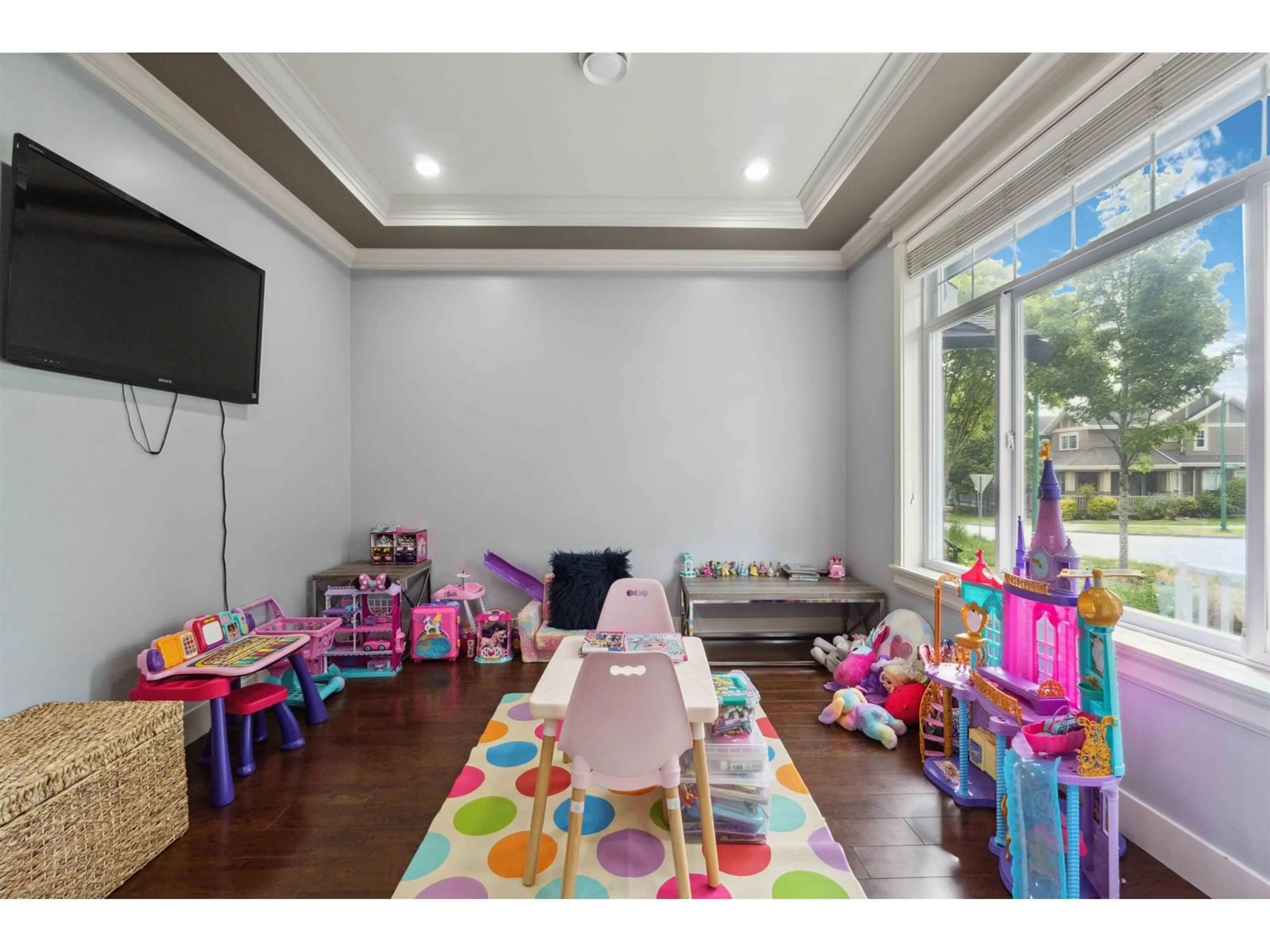 A pic of a room for 6750 191A, Surrey British Columbia V4N6A5