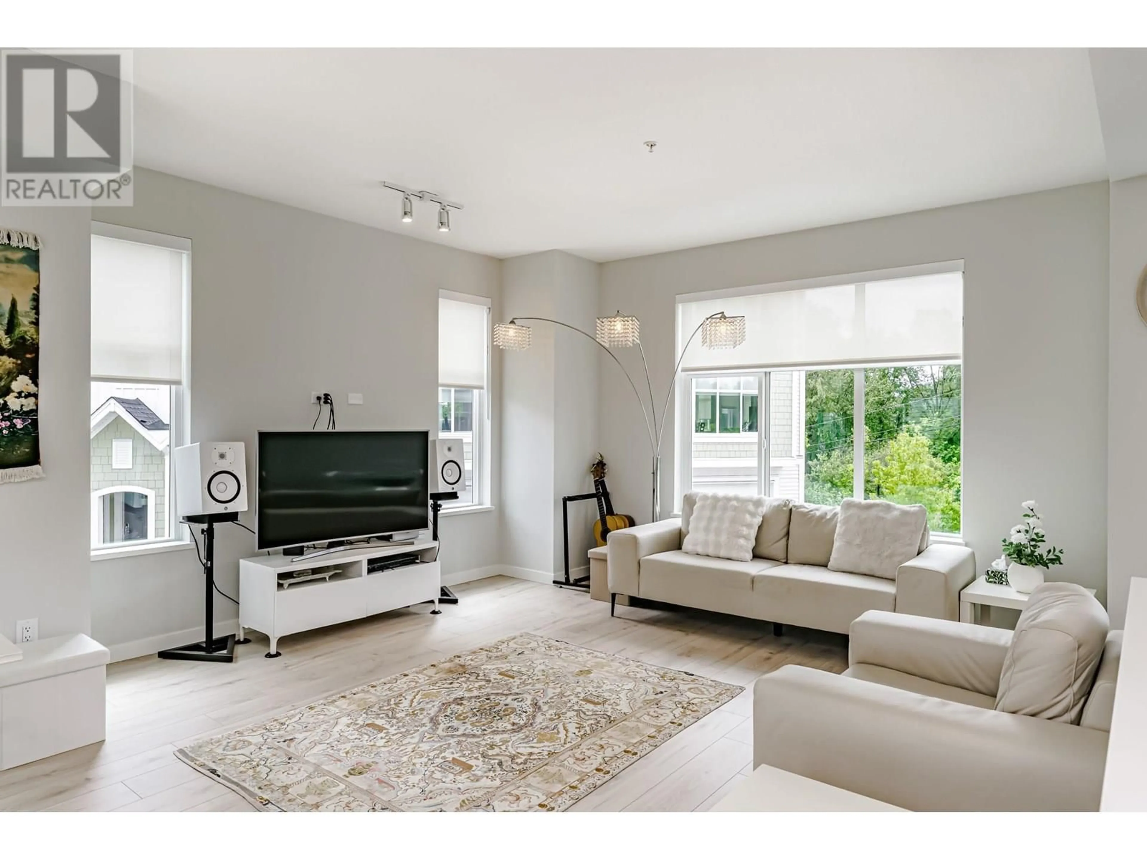 Living room with furniture, unknown for 1076 - 11280 PAZARENA PLACE, Maple Ridge British Columbia V2X9H8