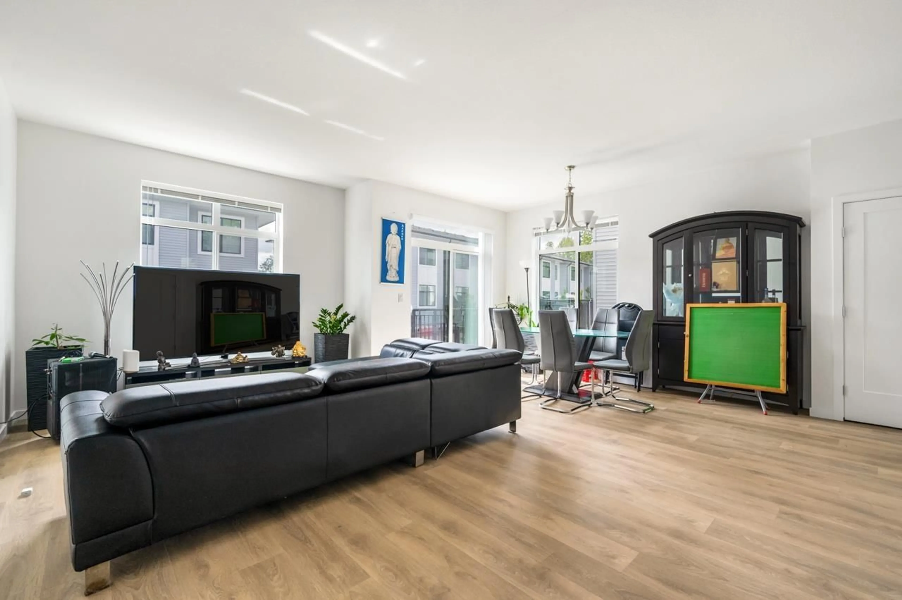 Living room with furniture, unknown for 79 - 15235 SITKA, Surrey British Columbia V3S0A9