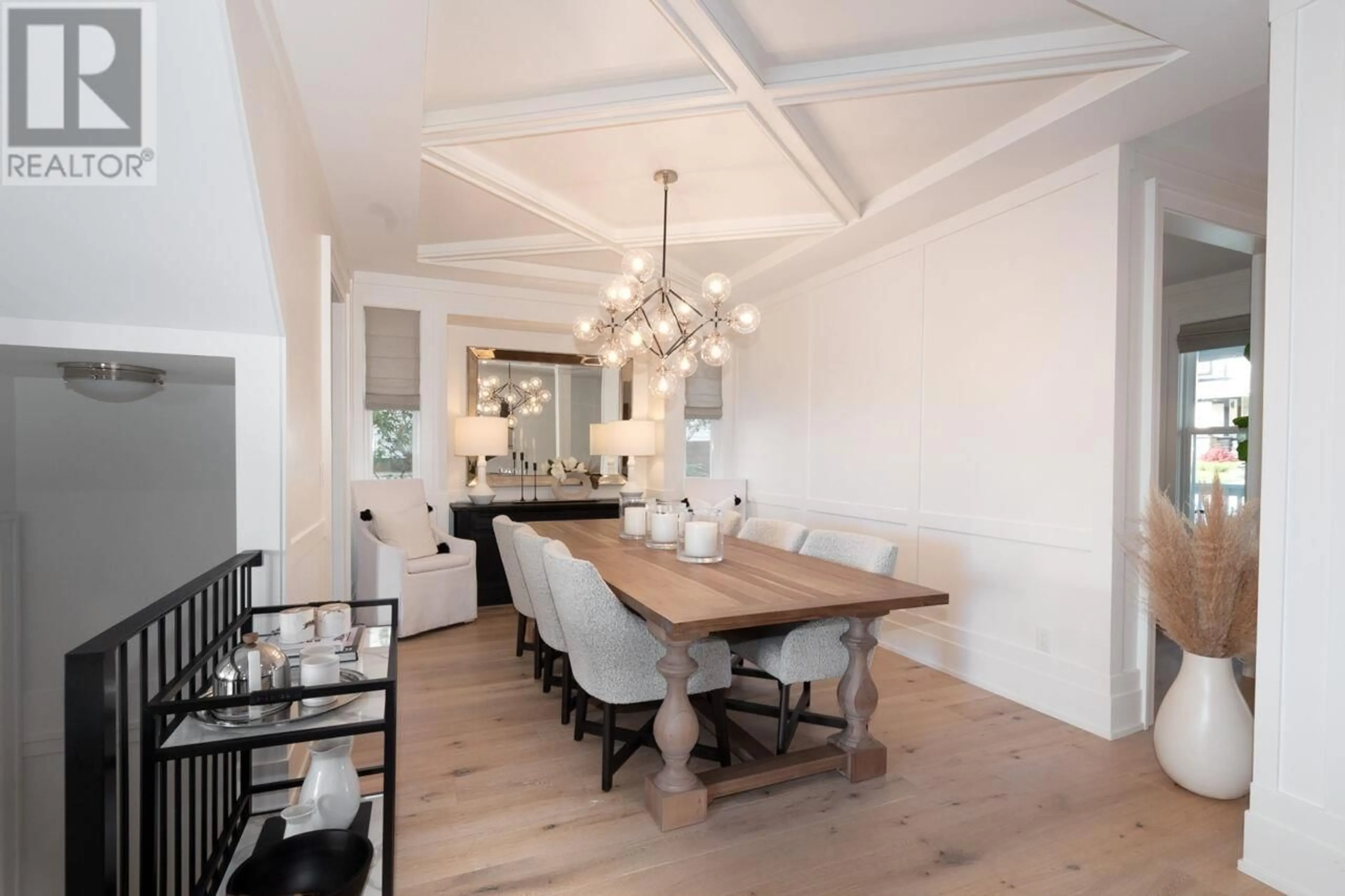 Dining room, wood/laminate floor for 79 CLIFFWOOD DRIVE, Port Moody British Columbia V3H5M1