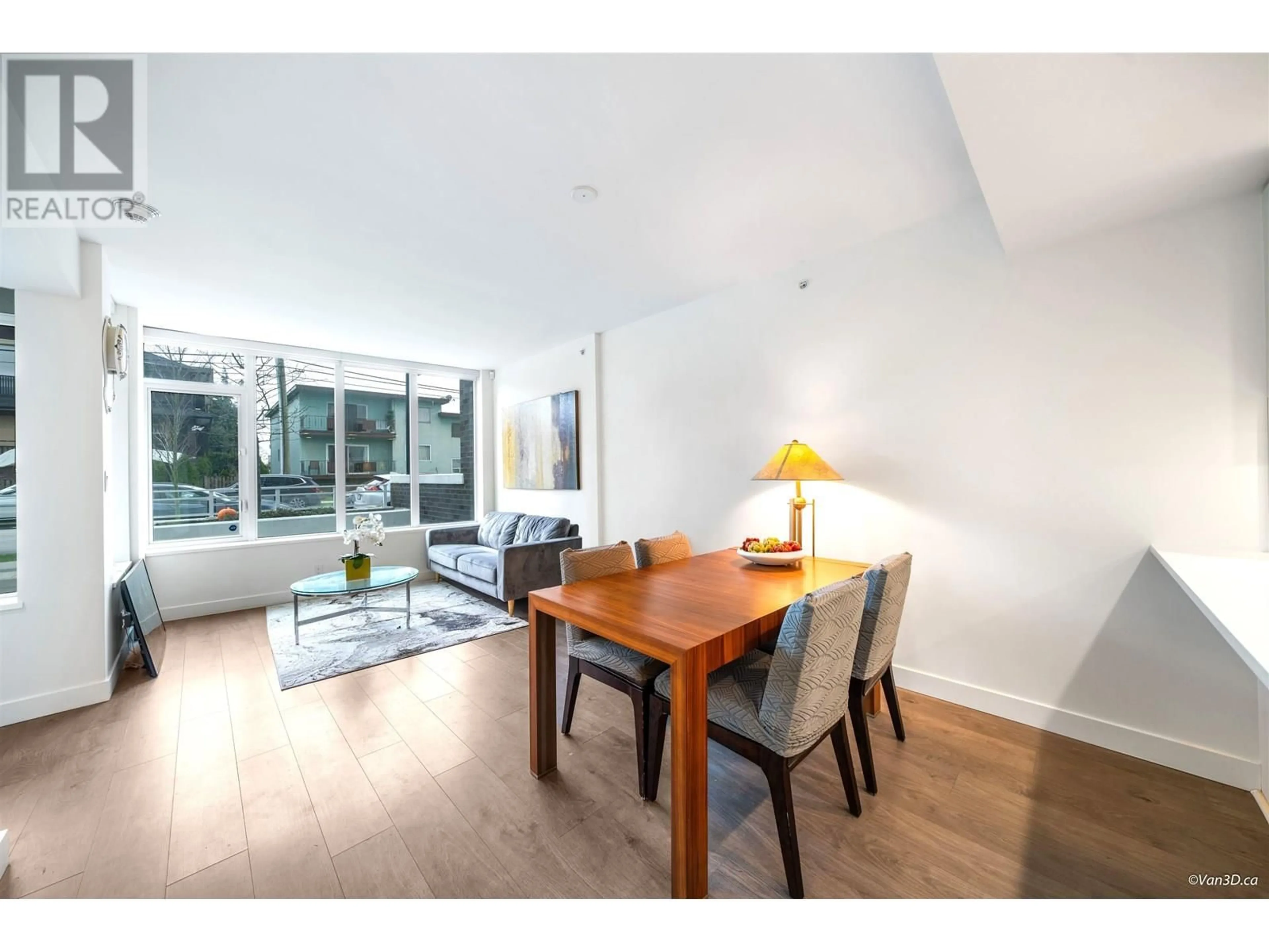A pic of a room for 6779 MARLBOROUGH AVENUE, Burnaby British Columbia V5J0J3