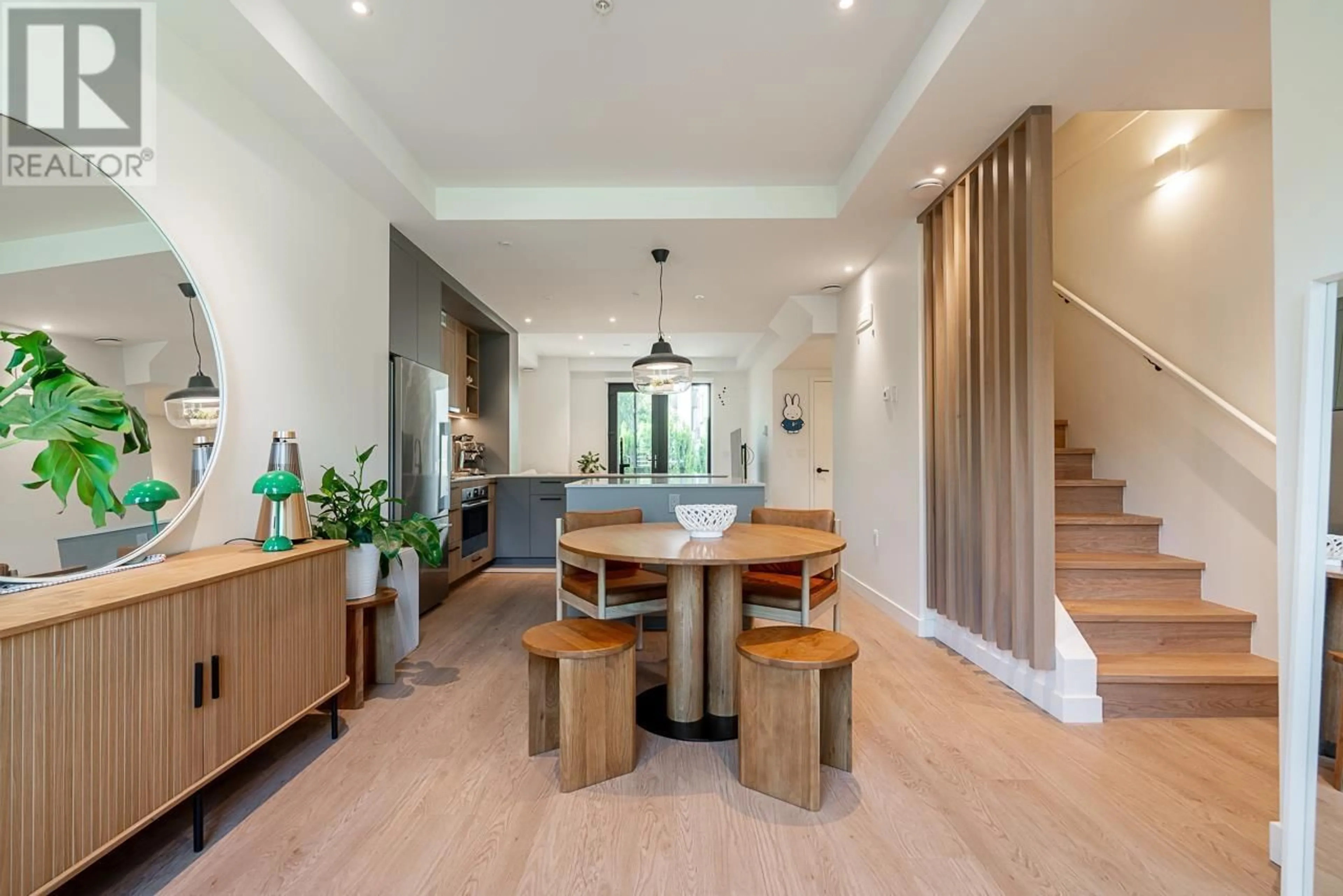 Contemporary kitchen, unknown for 205 - 606 FOSTER AVENUE, Coquitlam British Columbia V6J0L5