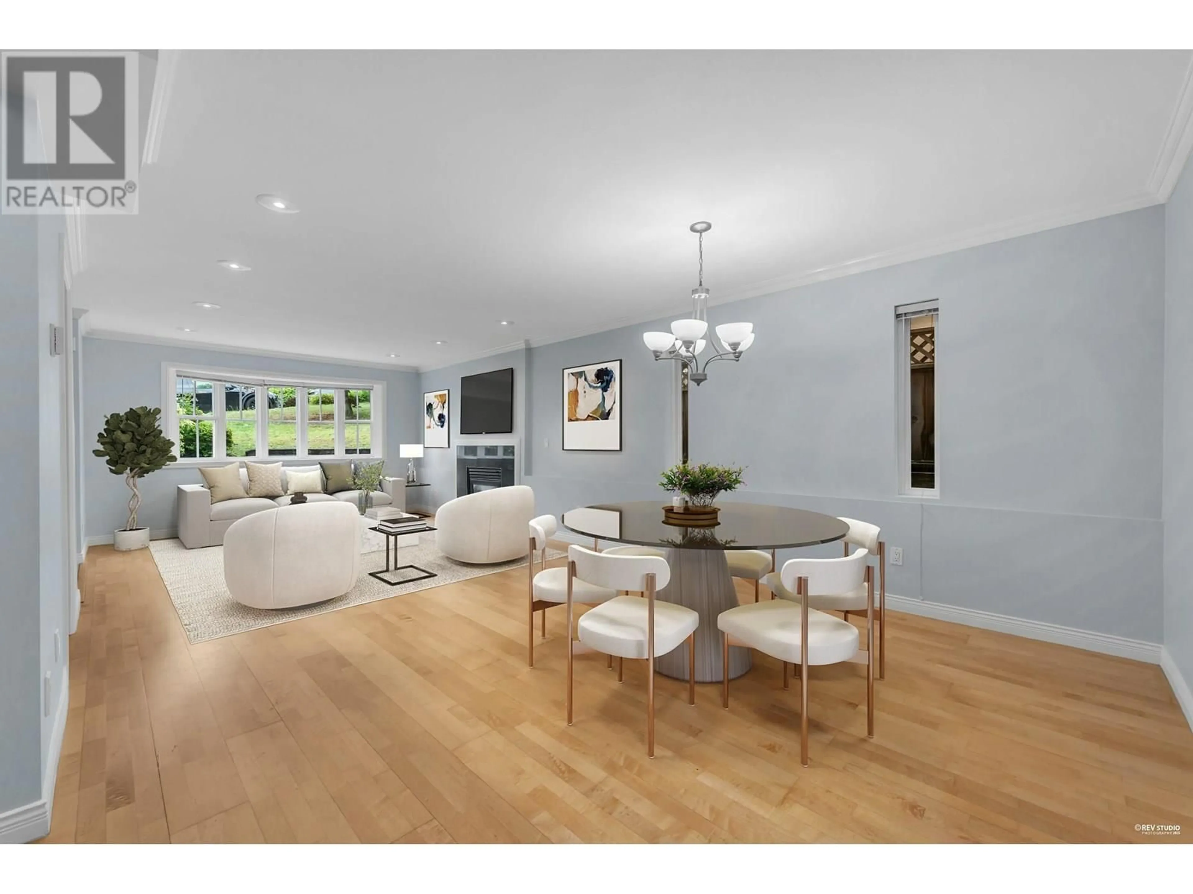 Unknown for 313 27 STREET, North Vancouver British Columbia V7N1B9