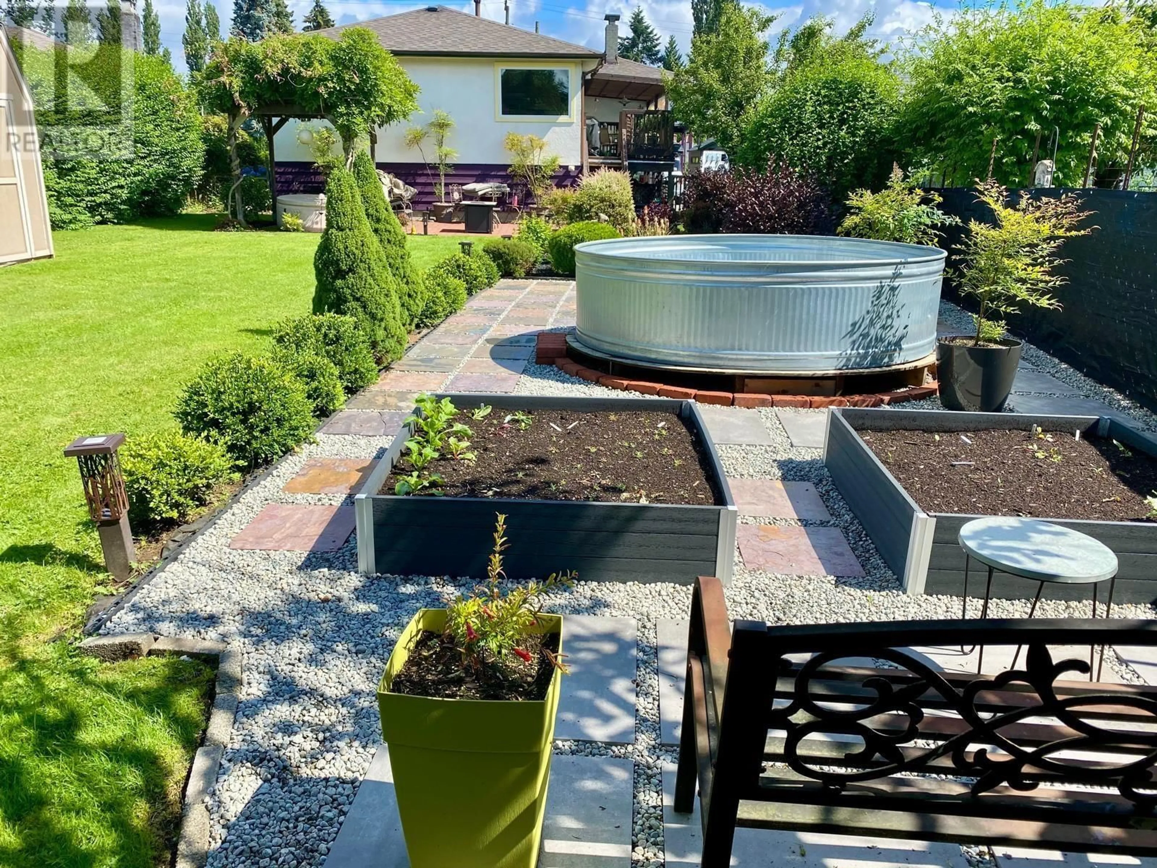 Patio, street for 21776 MOUNTAINVIEW CRESCENT, Maple Ridge British Columbia V2X3V1