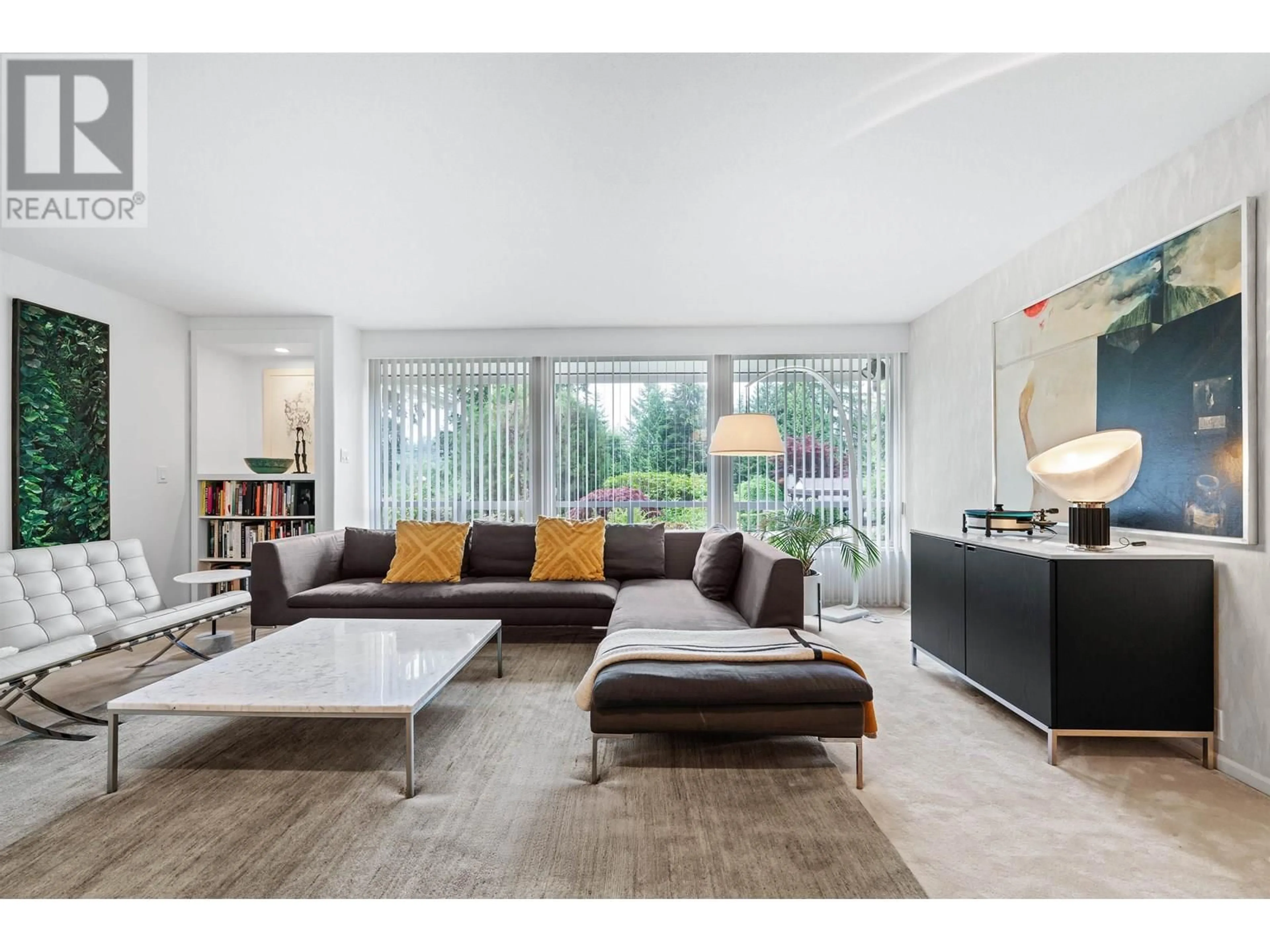 Living room with furniture, unknown for 1641 APPIN ROAD, North Vancouver British Columbia V7J2T7