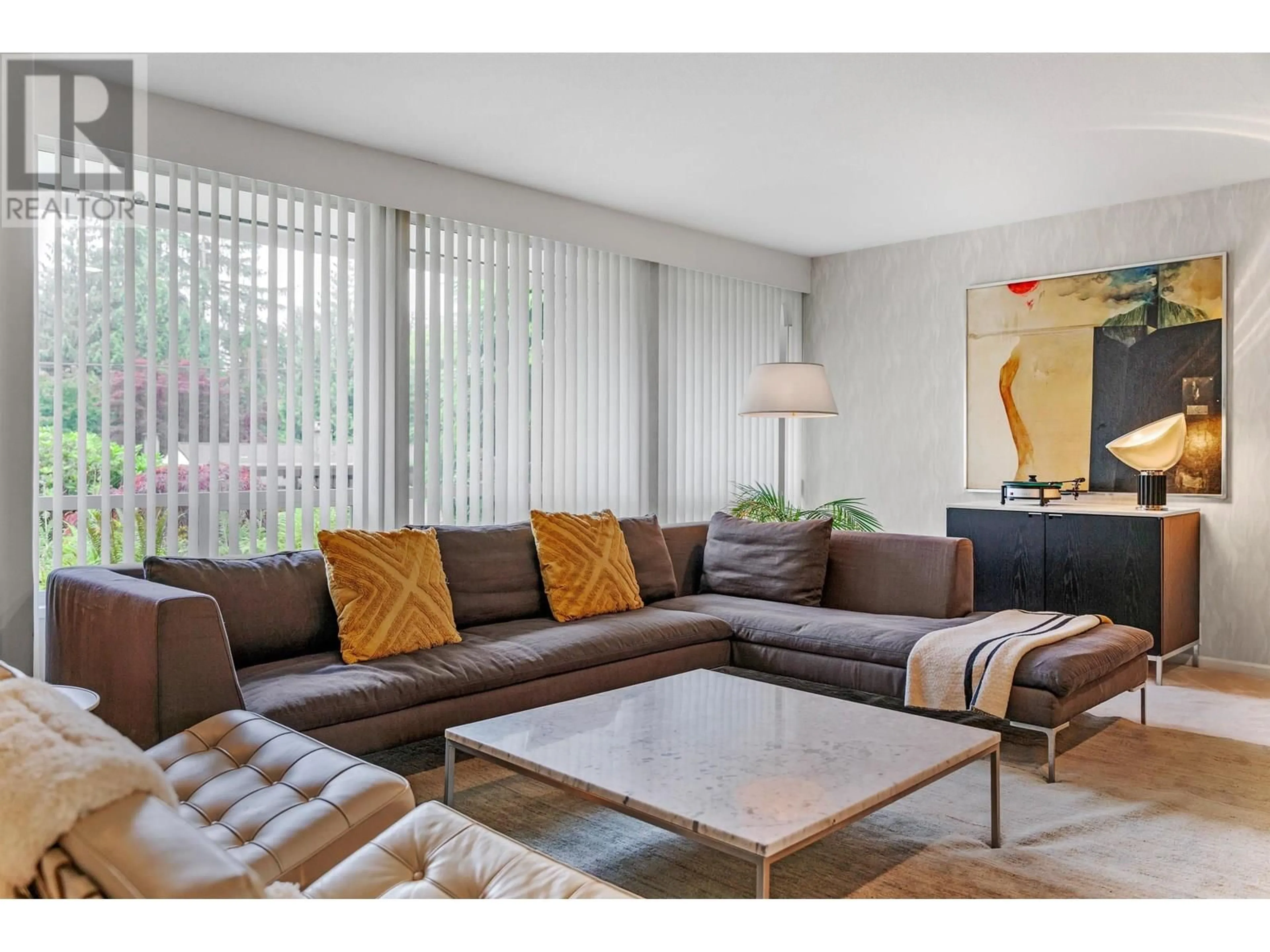 Living room with furniture, unknown for 1641 APPIN ROAD, North Vancouver British Columbia V7J2T7