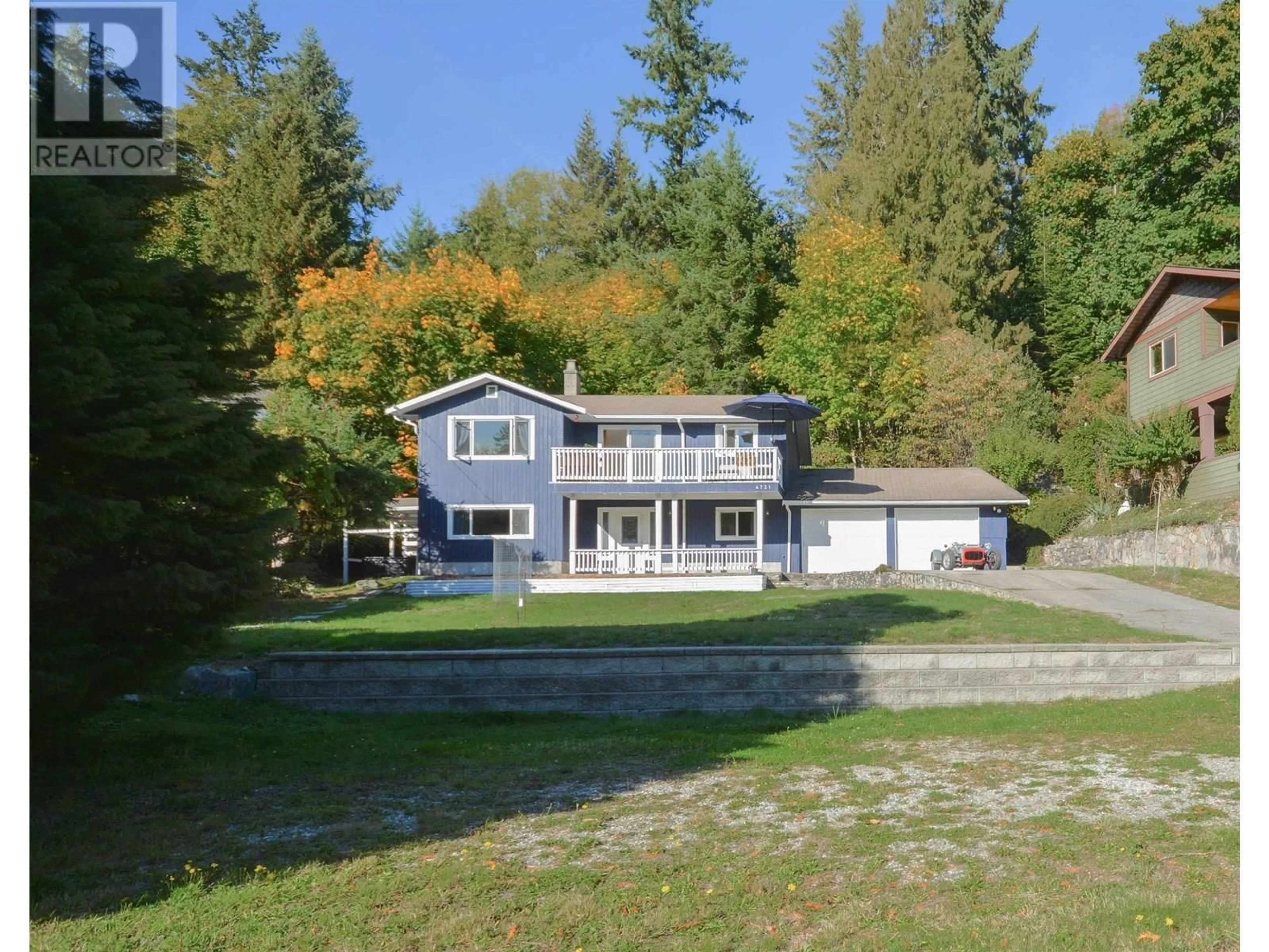 A pic from outside/outdoor area/front of a property/back of a property/a pic from drone, water/lake/river/ocean view for 4731 SINCLAIR BAY ROAD, Pender Harbour British Columbia V0N1S1