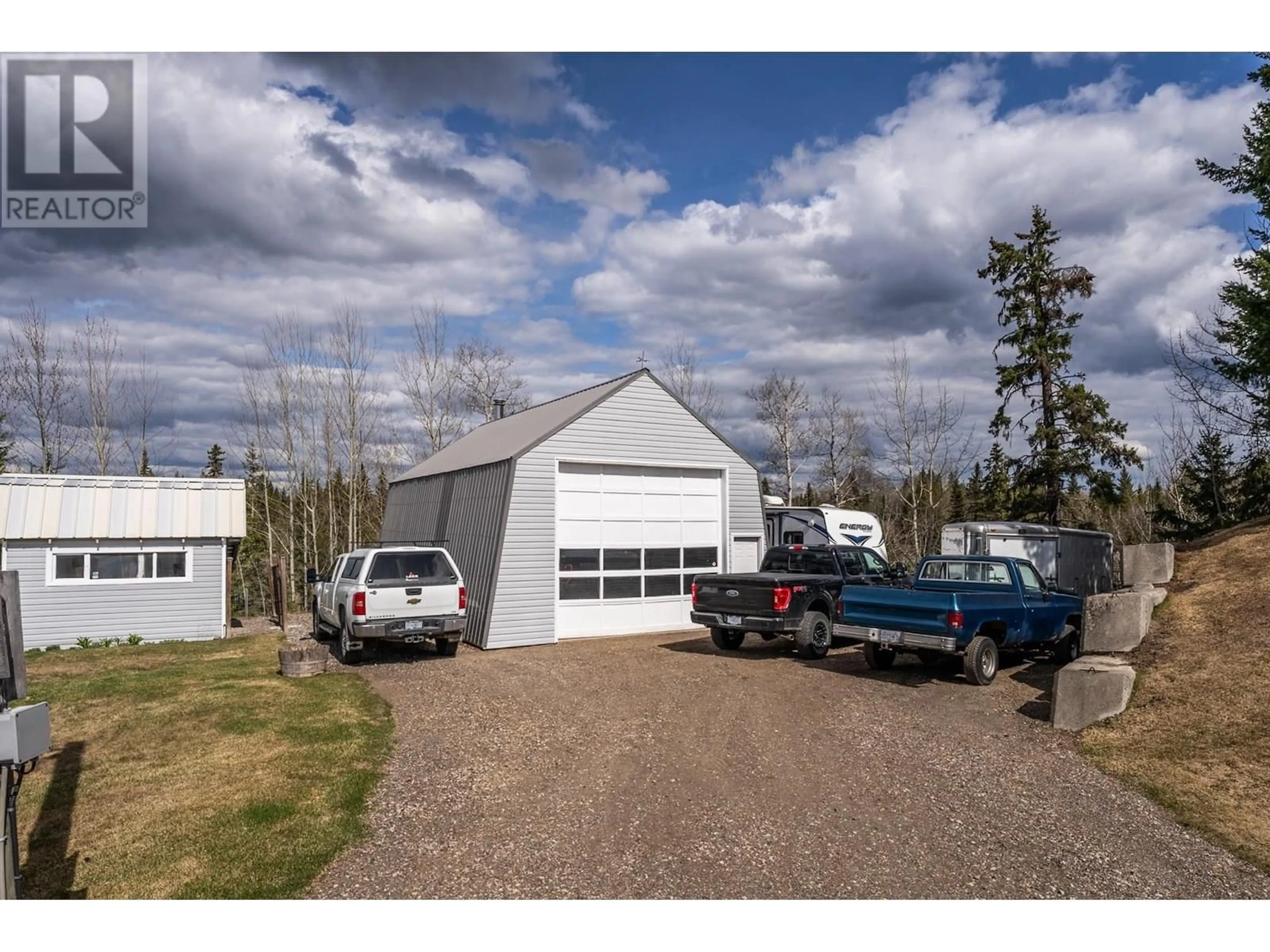 Indoor garage for 14195 WESTBE ROAD, Prince George British Columbia V2N5C2