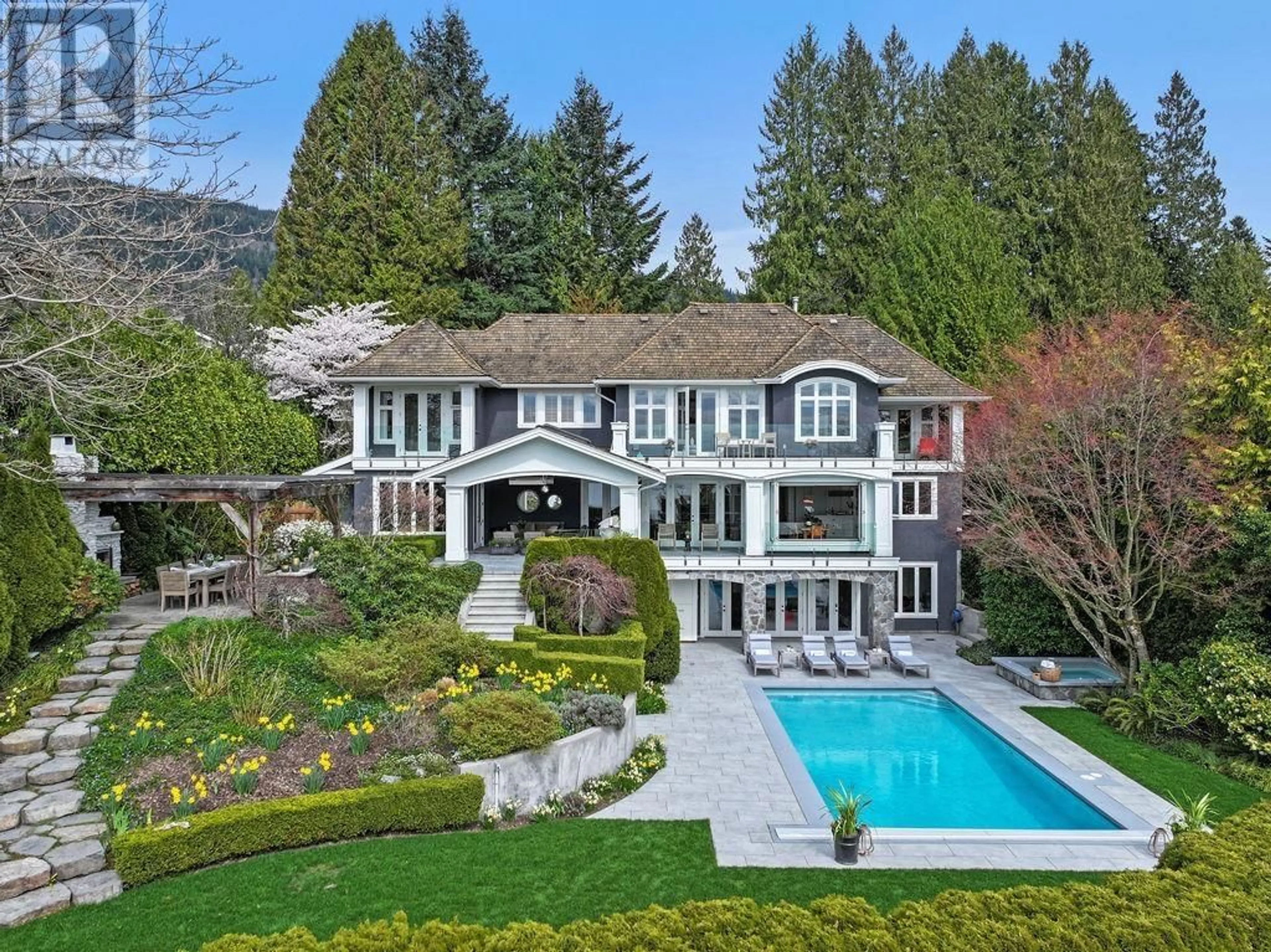 A pic from outside/outdoor area/front of a property/back of a property/a pic from drone, mountain view for 2964 MATHERS CRESCENT, West Vancouver British Columbia V7V2L3