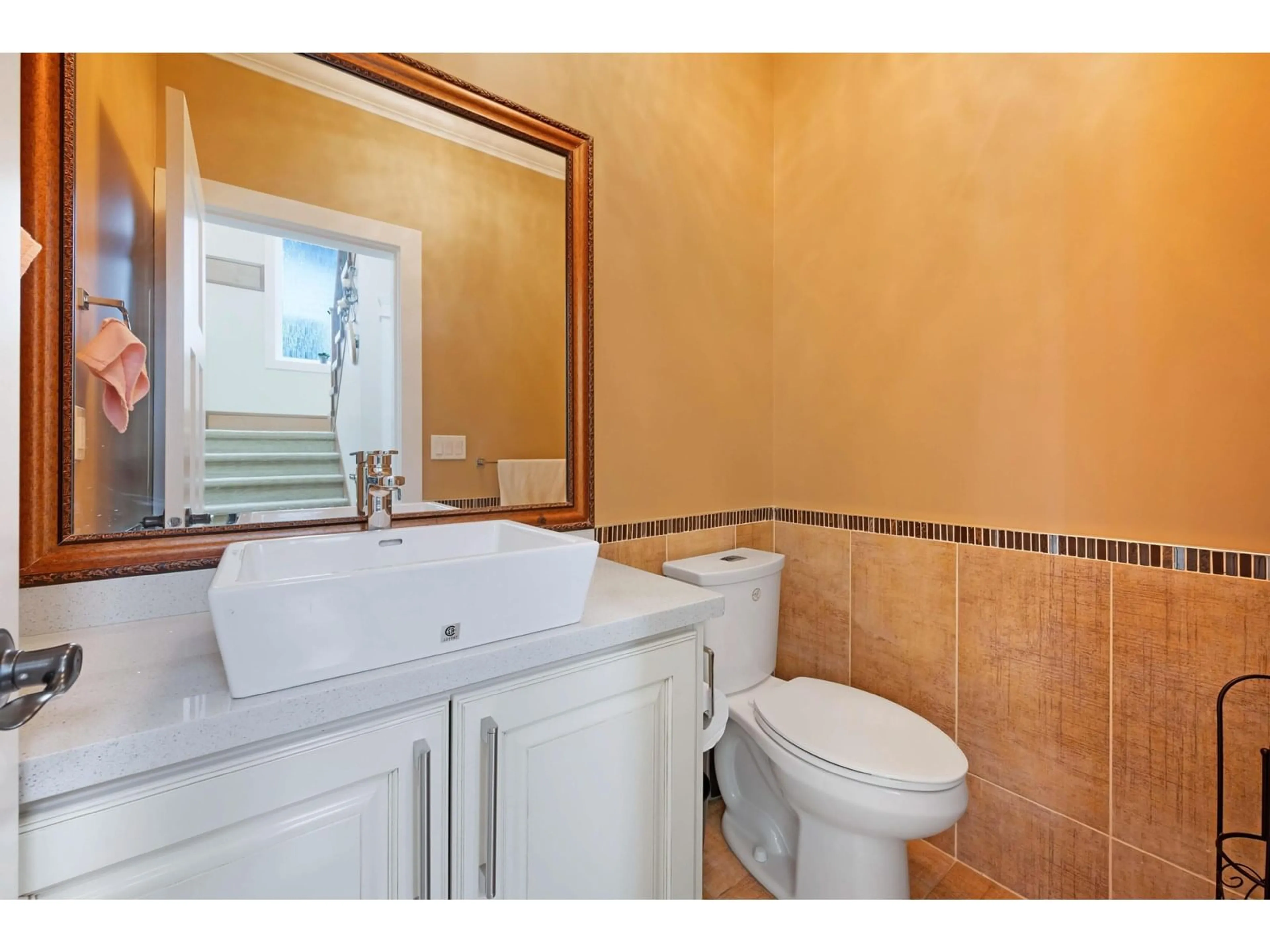 Standard bathroom, ceramic/tile floor for 11438 81A, Delta British Columbia V4C2A6