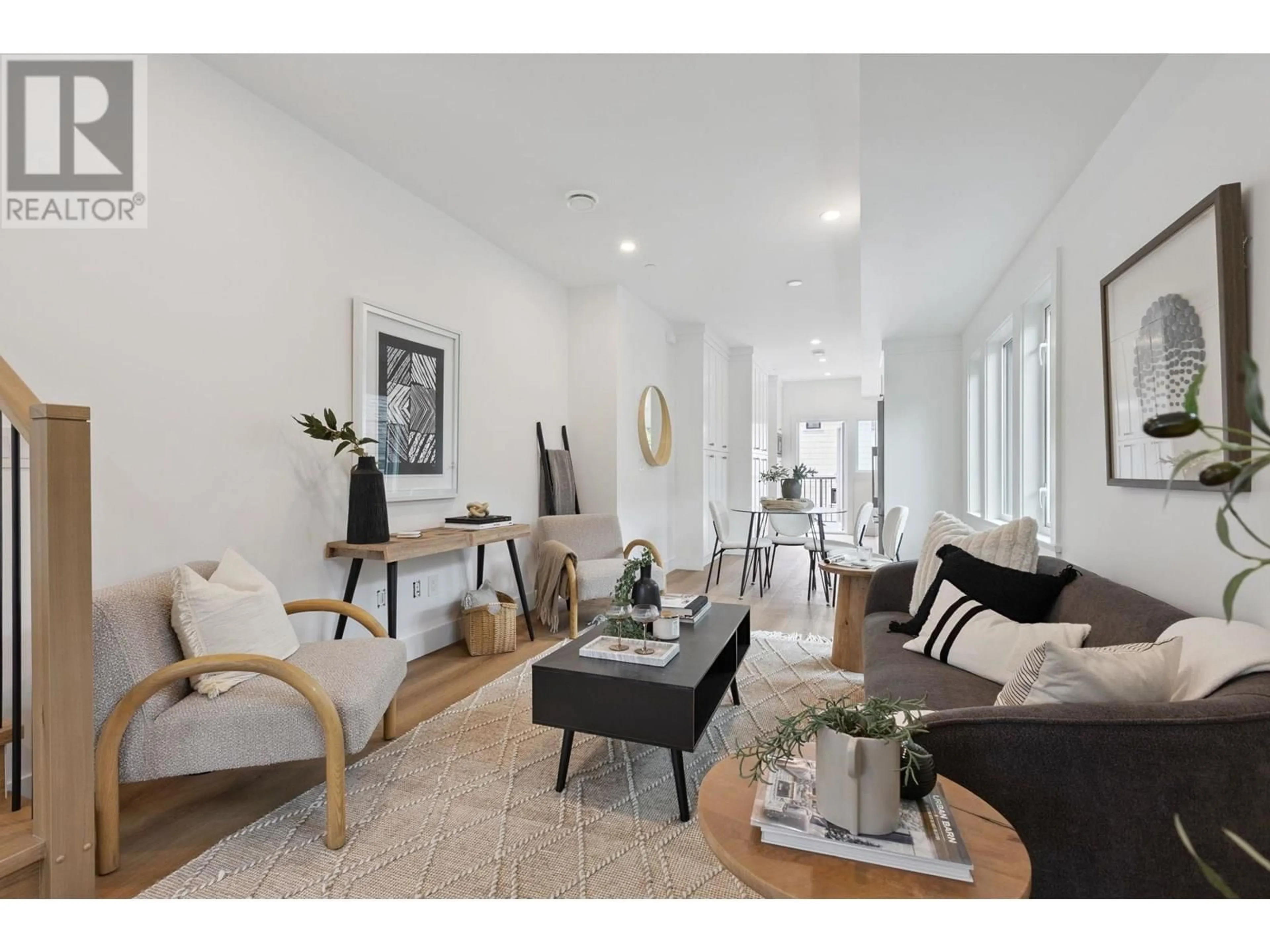 Living room with furniture, unknown for 2528 MCGILL STREET, Vancouver British Columbia V5K1H1