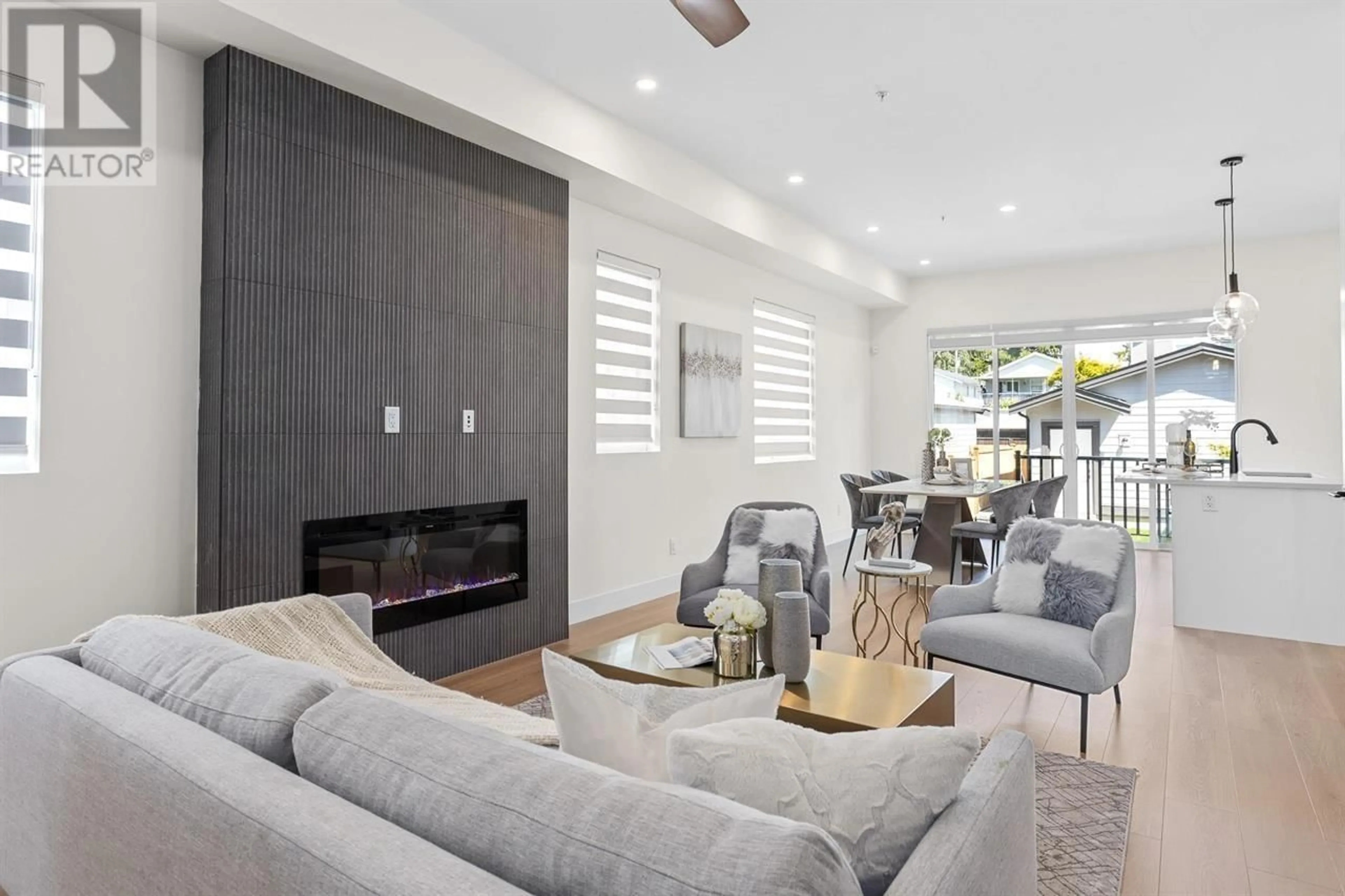 Living room with furniture, unknown for 1 - 1833 PRAIRIE AVENUE, Port Coquitlam British Columbia V3B1V2