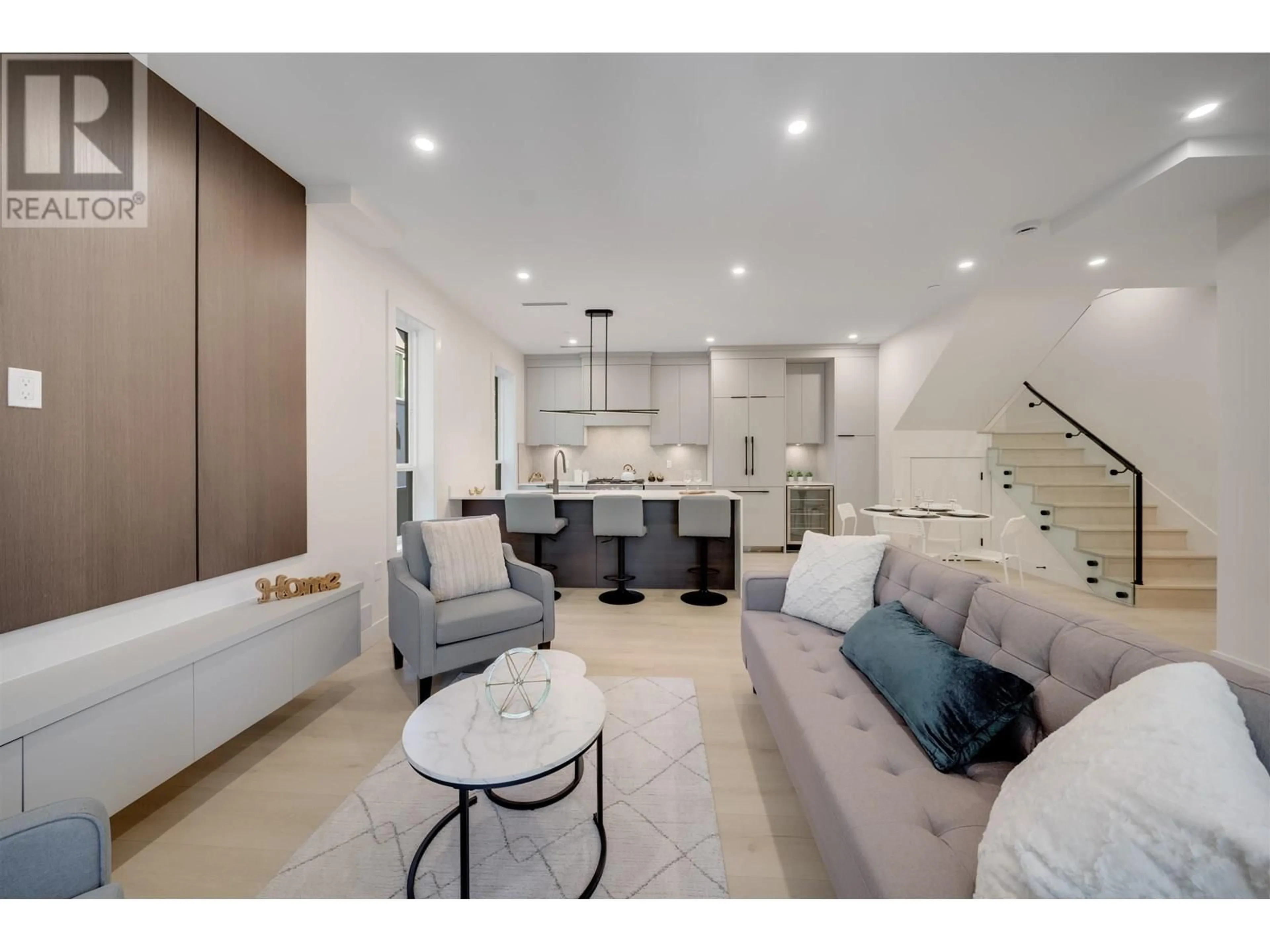 Unknown for 1 - 3836 8TH AVENUE, Vancouver British Columbia V6R1Z4