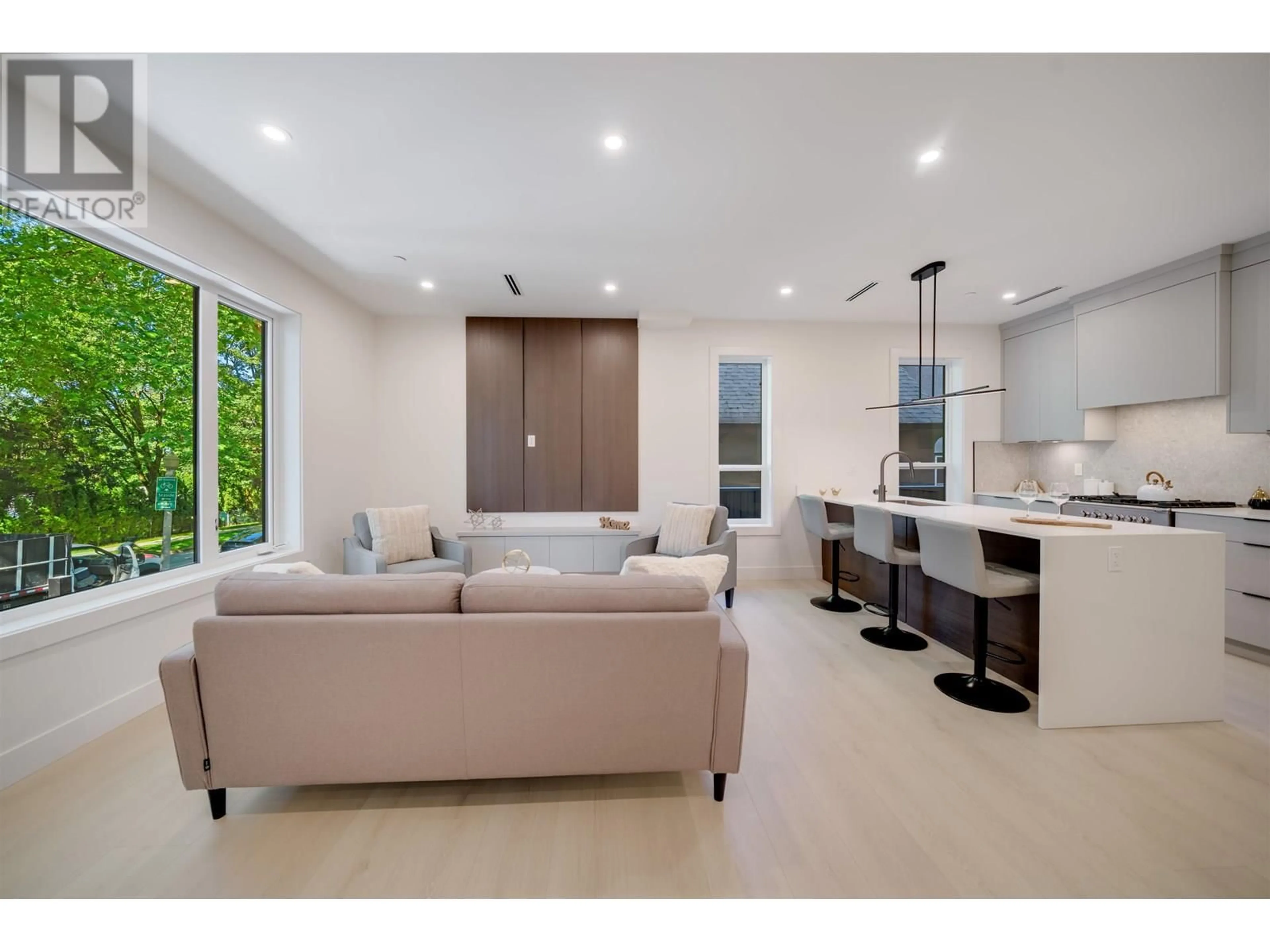 Living room with furniture, ceramic/tile floor for 1 - 3836 8TH AVENUE, Vancouver British Columbia V6R1Z4