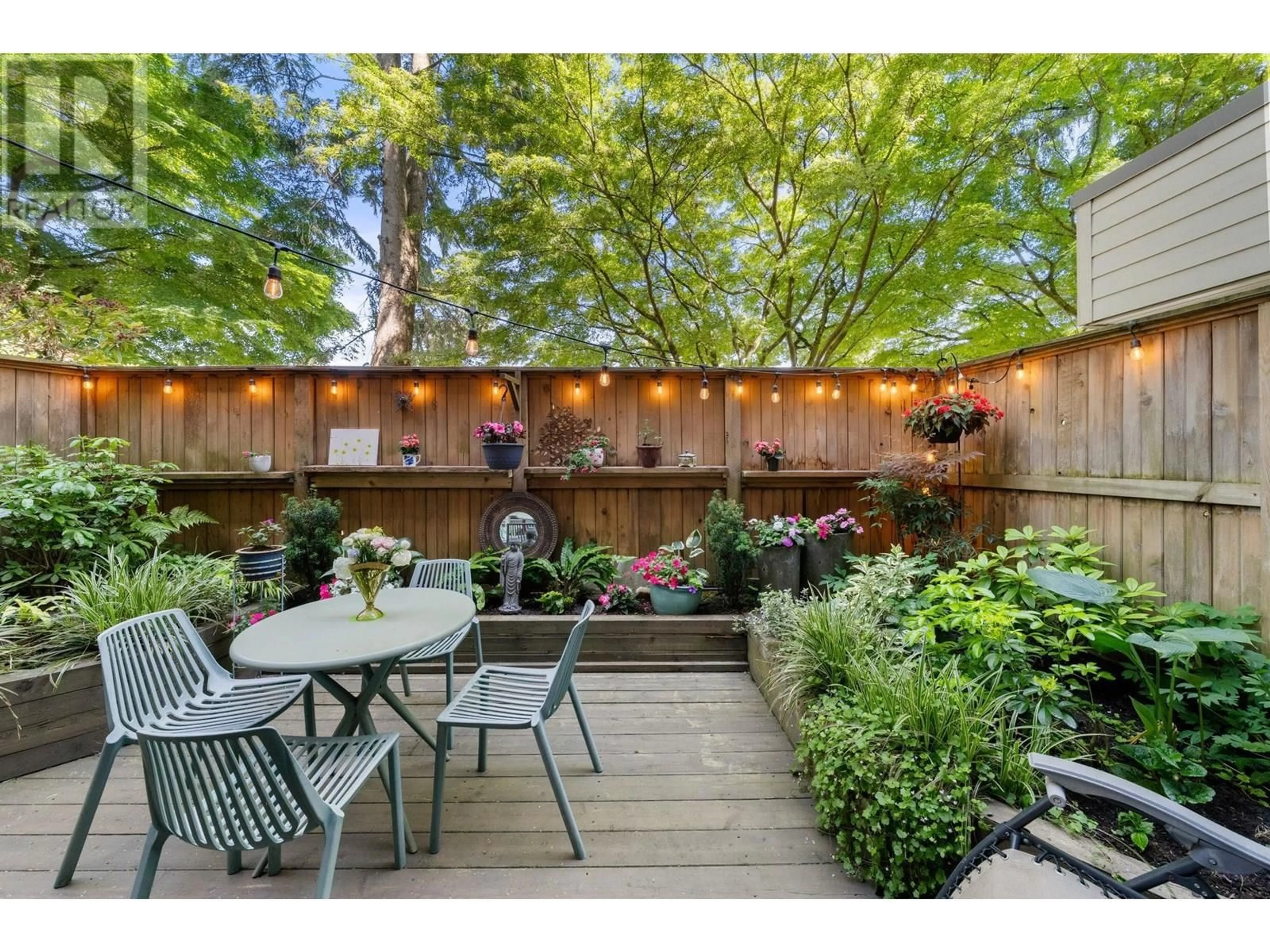 Patio, street for 101 - 1066 8TH AVENUE, Vancouver British Columbia V5T1T9