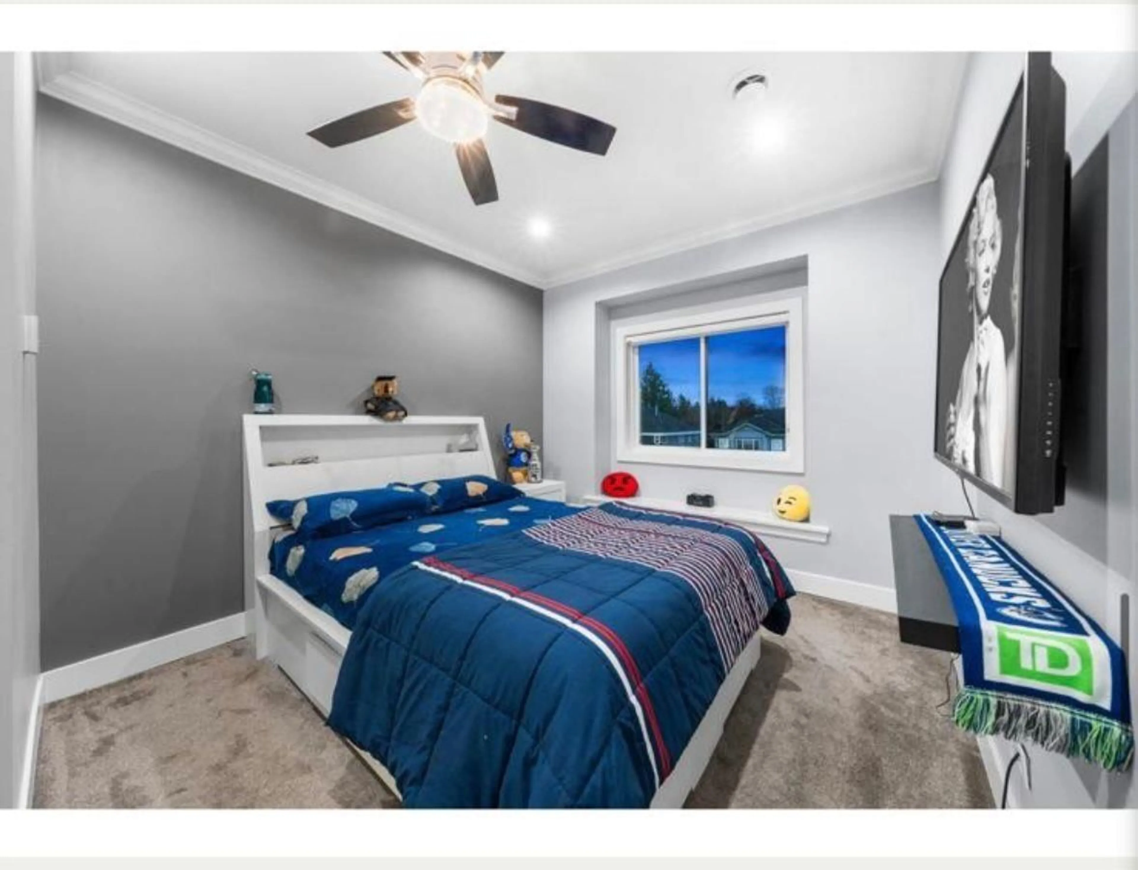 Bedroom with bed, unknown for 6637 121A, Surrey British Columbia V3W0H8