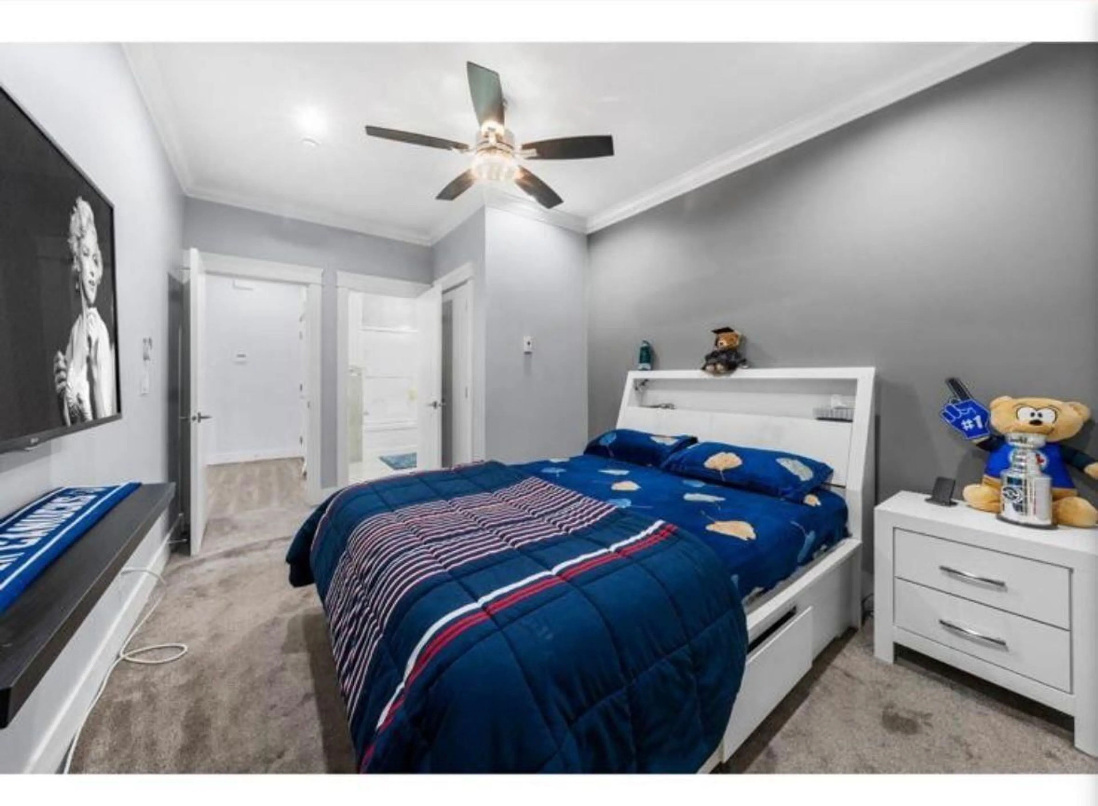 Bedroom with bed, unknown for 6637 121A, Surrey British Columbia V3W0H8