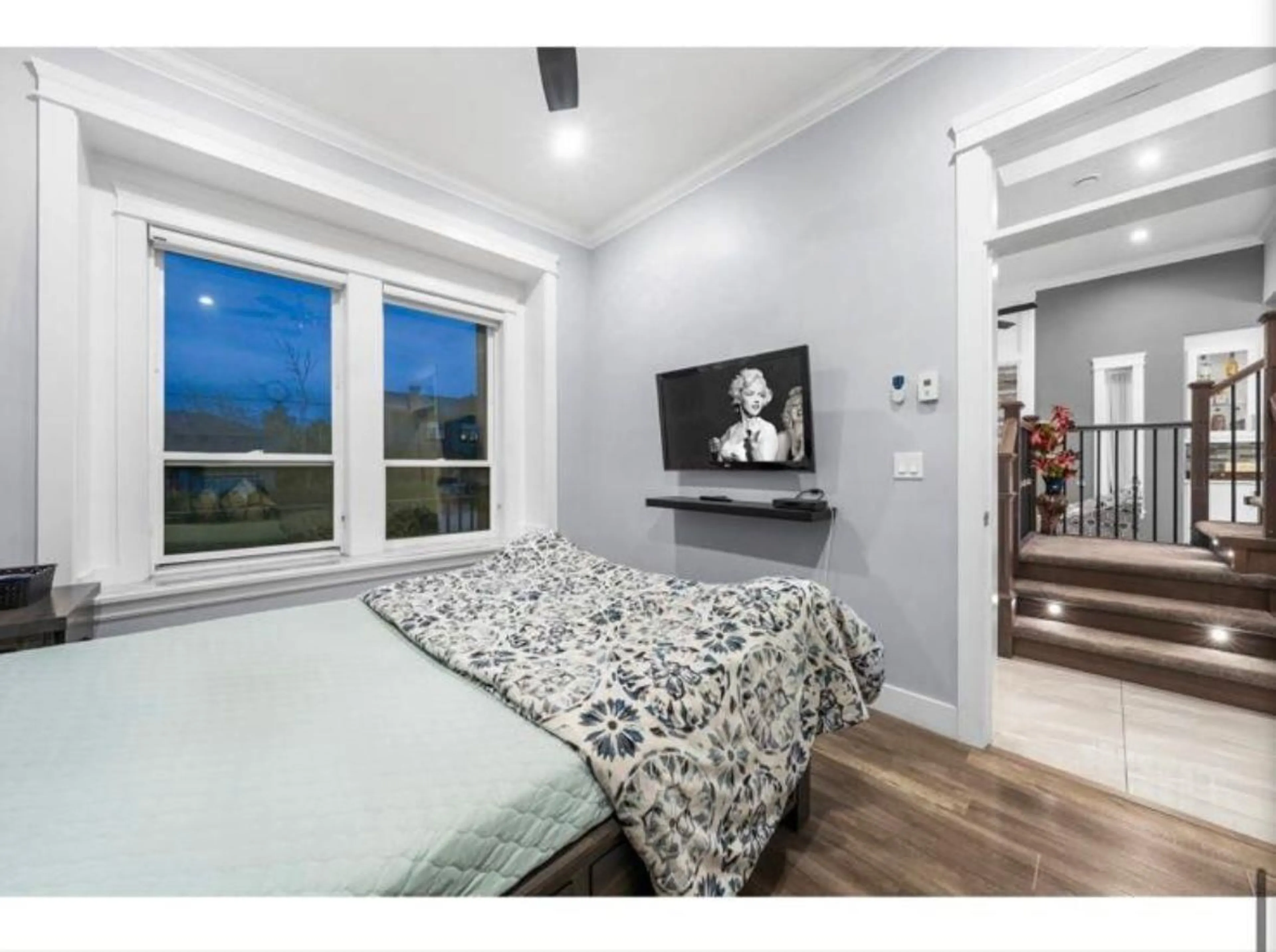 Bedroom with bed, wood/laminate floor for 6637 121A, Surrey British Columbia V3W0H8