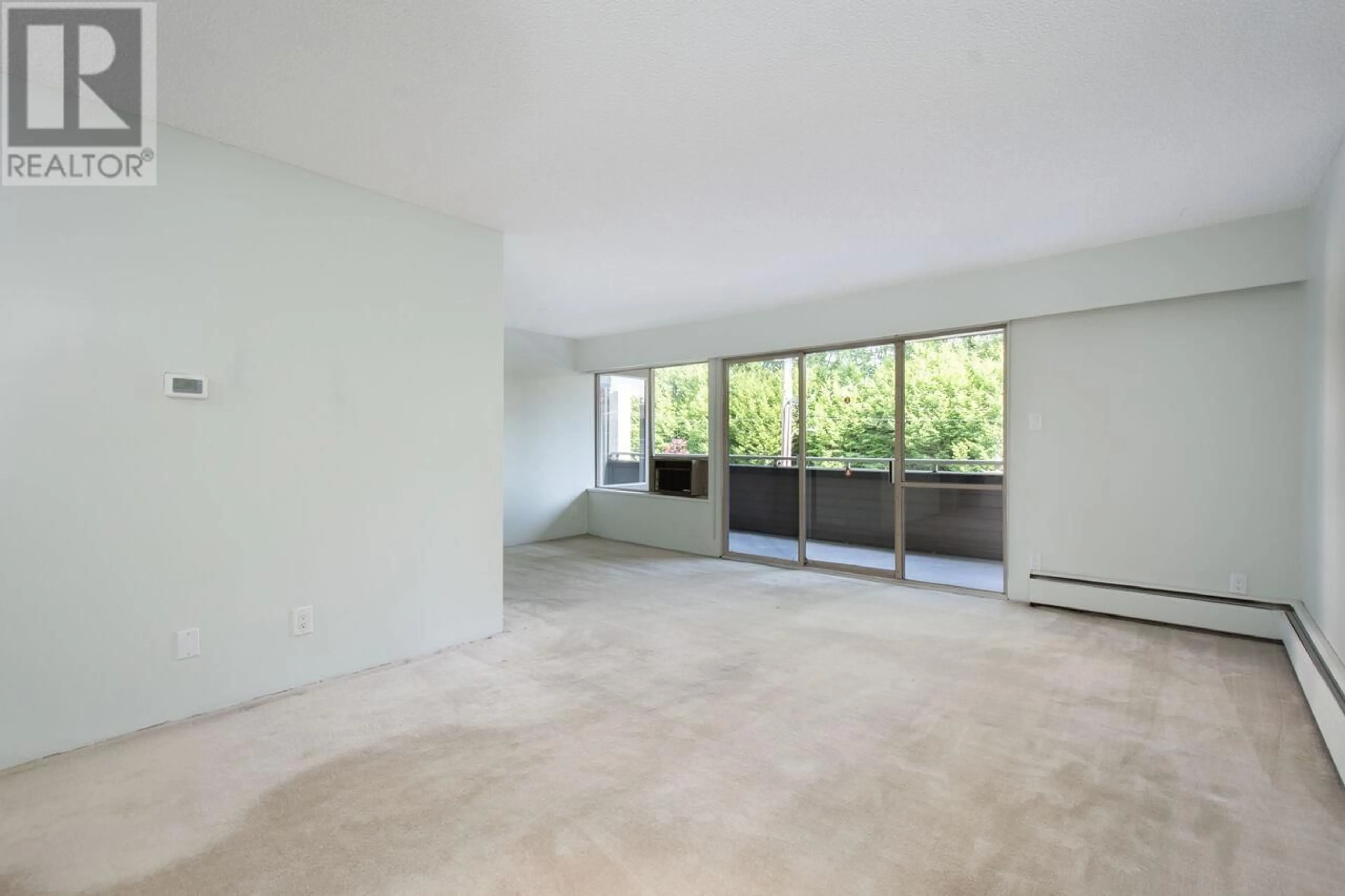 A pic of a room for 301 - 1777 13TH AVENUE, Vancouver British Columbia V6J2H2