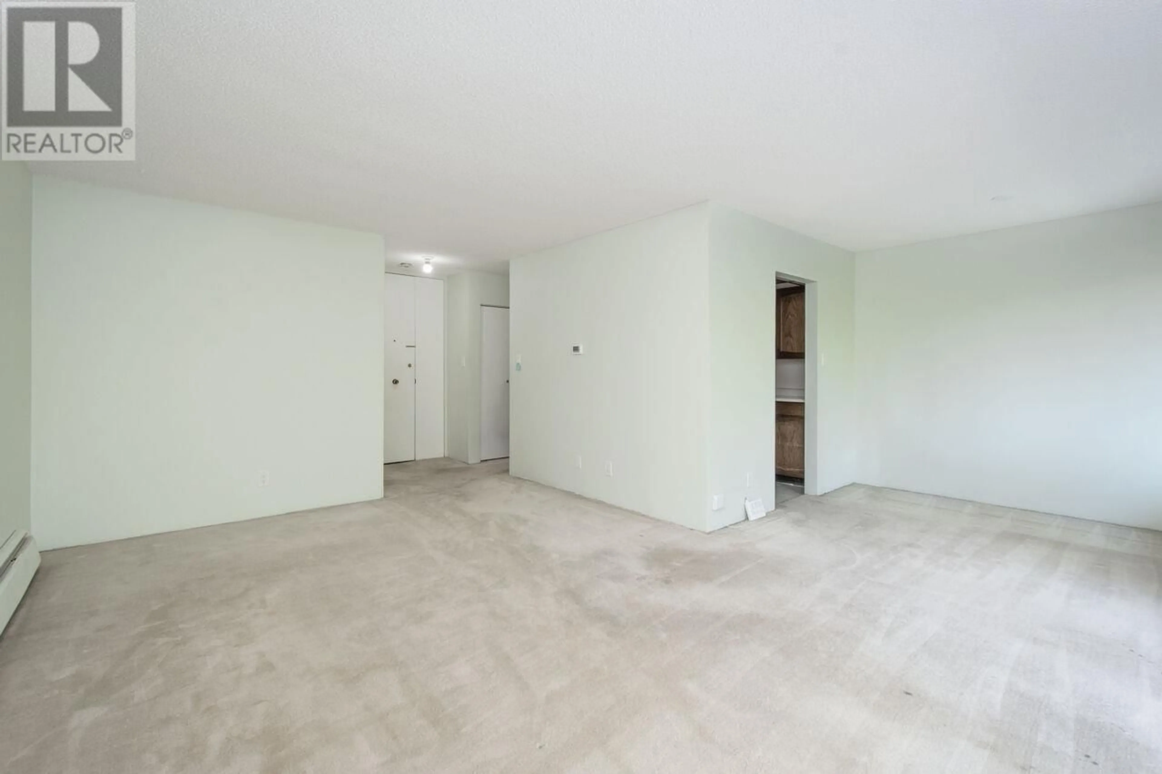 A pic of a room for 301 - 1777 13TH AVENUE, Vancouver British Columbia V6J2H2