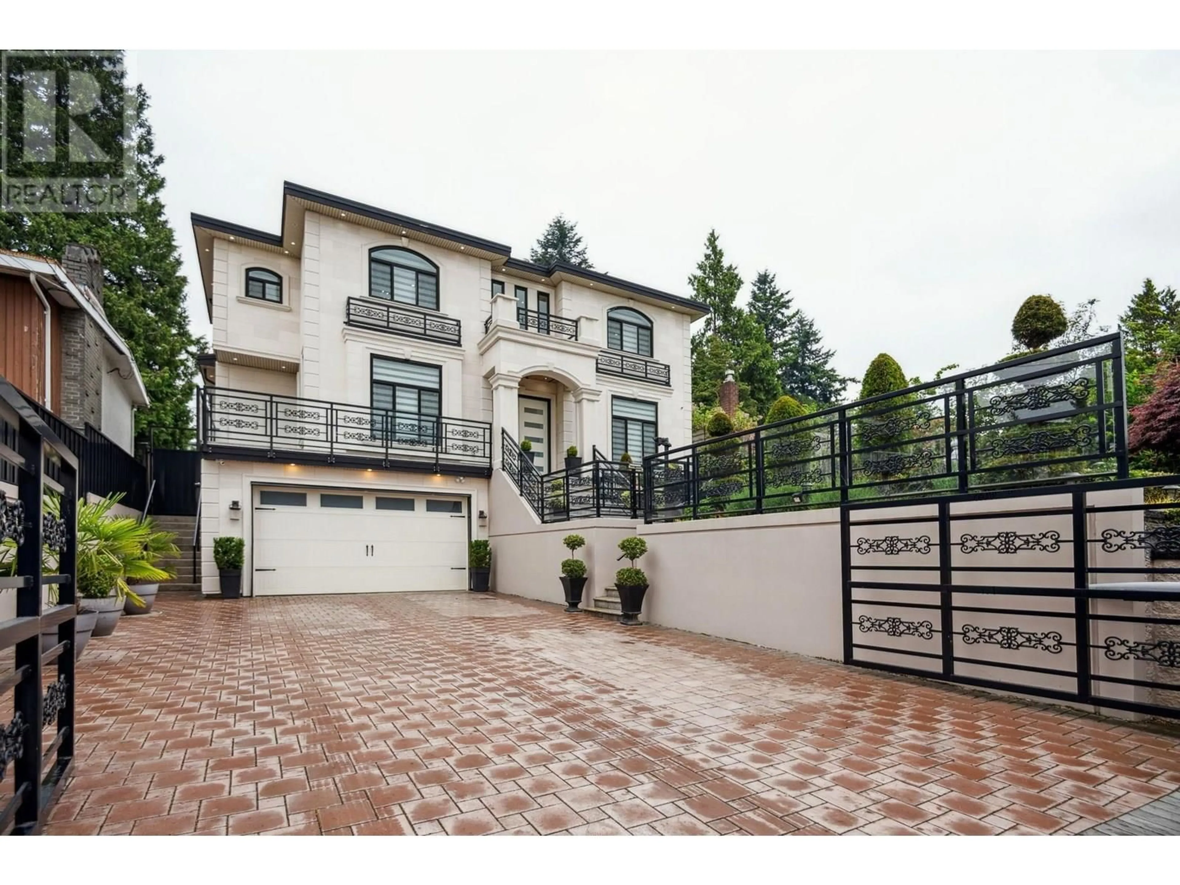 Unknown for 4319 SOUTHWOOD STREET, Burnaby British Columbia V5J2G3