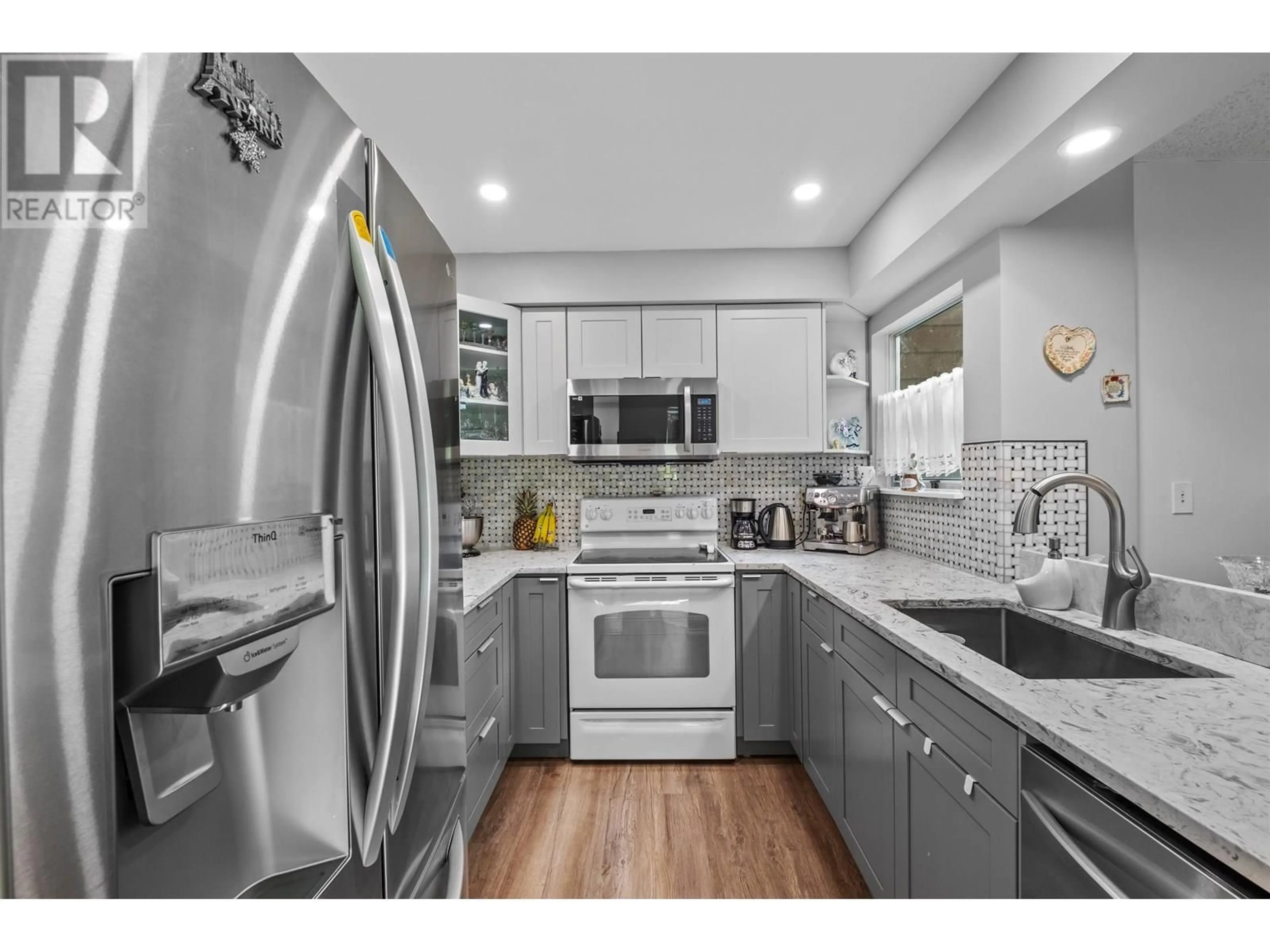 Unknown for 66 - 9000 ASH GROVE CRESCENT, Burnaby British Columbia V5A4M6