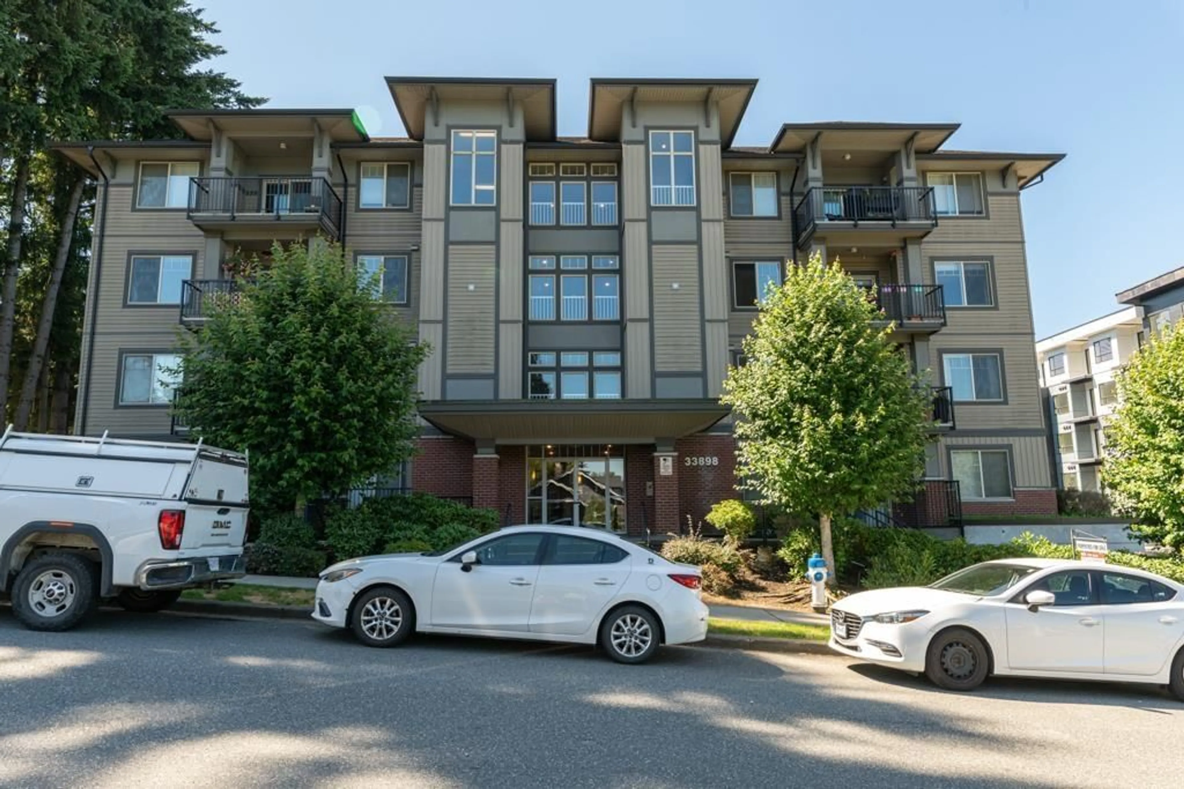 Unknown for 210 - 33898 PINE, Abbotsford British Columbia V2S2P3