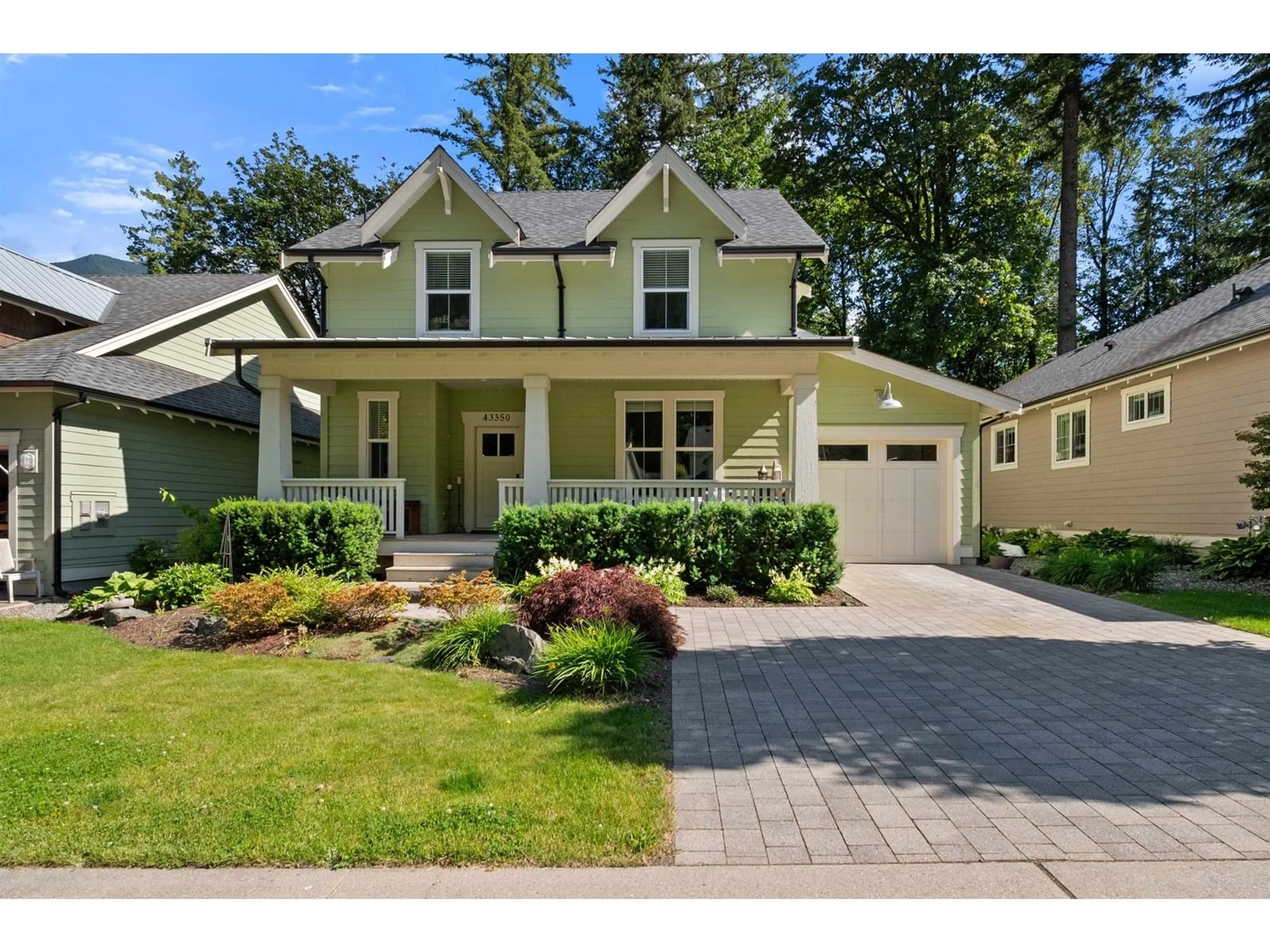 Home with vinyl exterior material, street for 43350 WATER MILL WAY, Lindell Beach British Columbia V2R0Z4