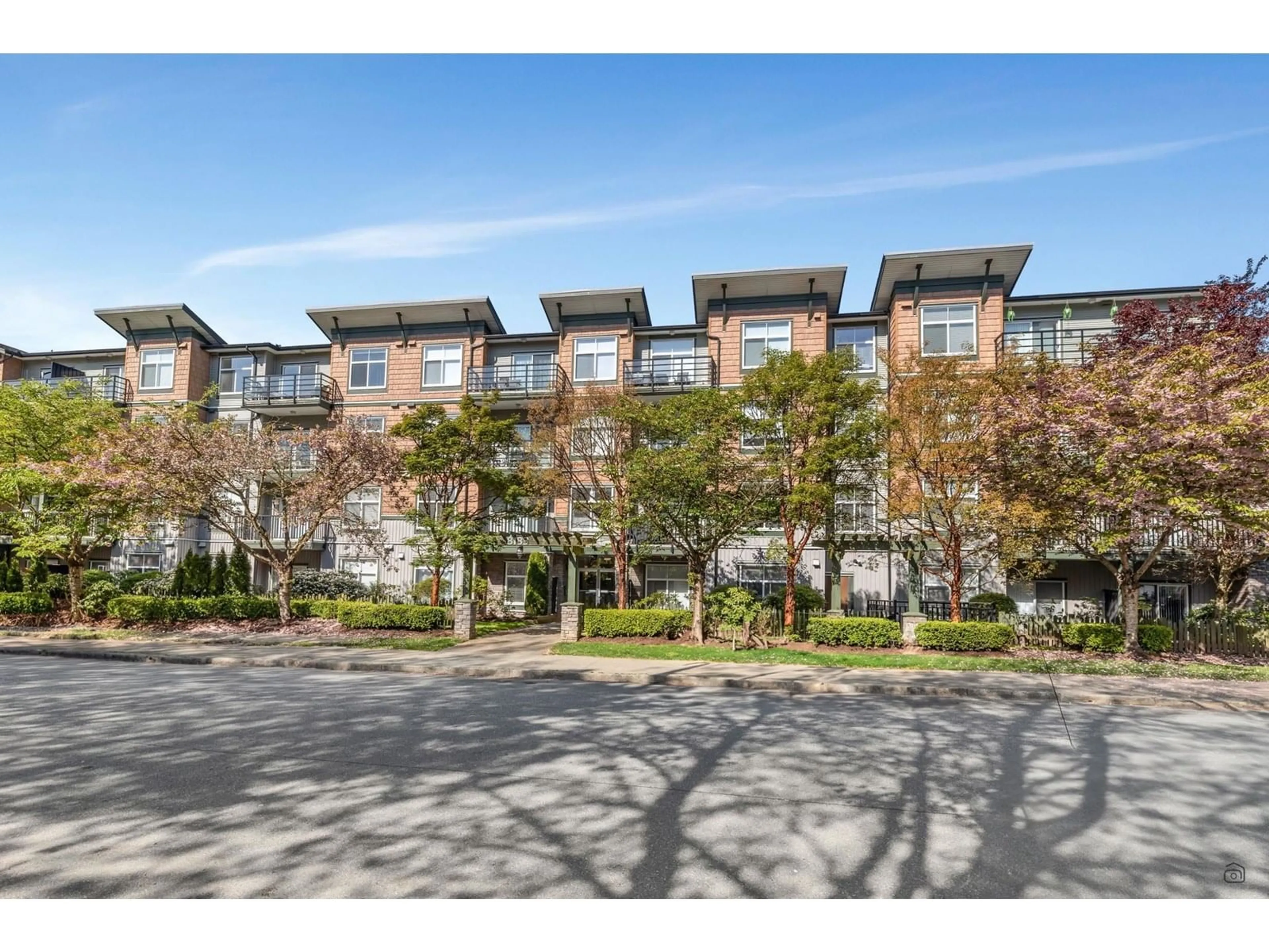 A pic from outside/outdoor area/front of a property/back of a property/a pic from drone, street for 115 - 8183 121A, Surrey British Columbia V3S2A8