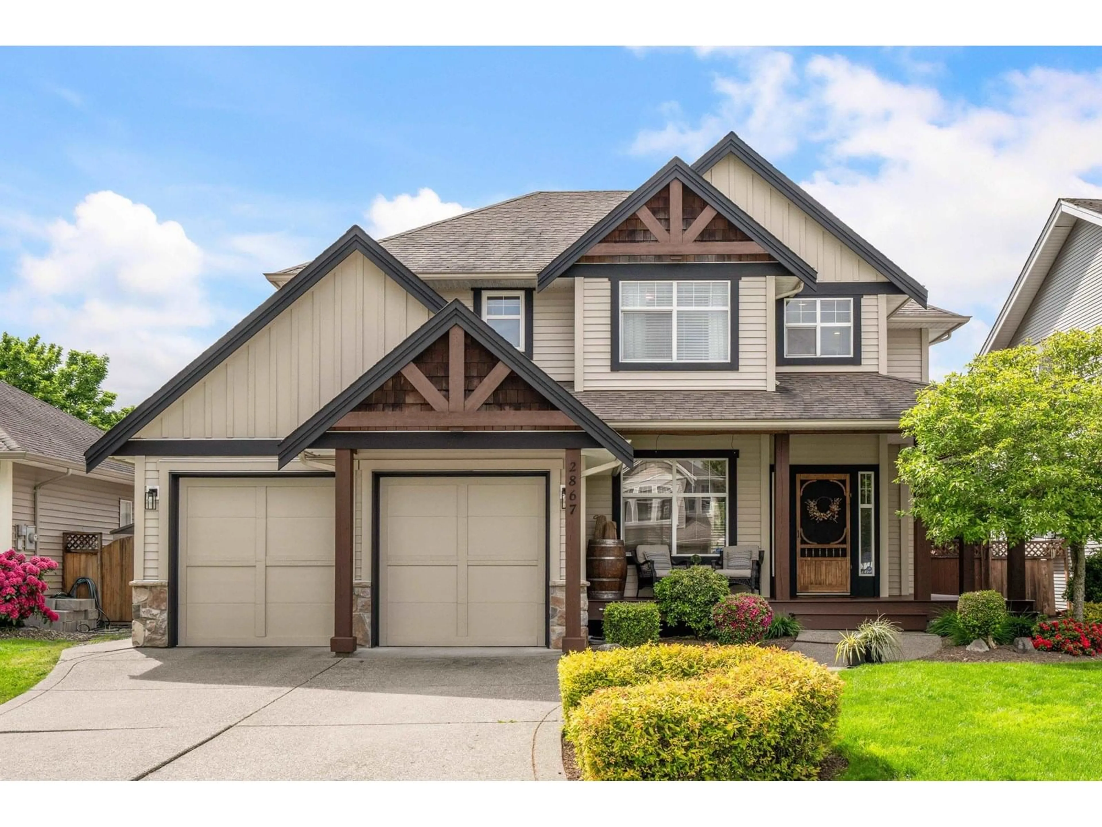 Home with vinyl exterior material, street for 2867 BOXCAR, Abbotsford British Columbia V4X2S5