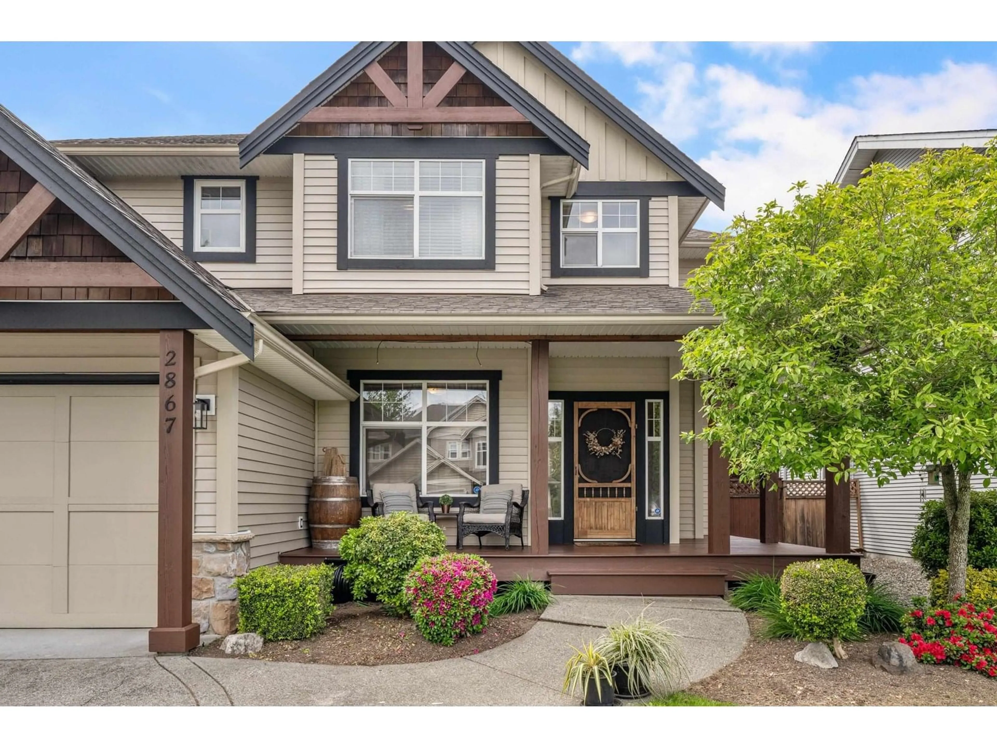 Home with vinyl exterior material, street for 2867 BOXCAR, Abbotsford British Columbia V4X2S5