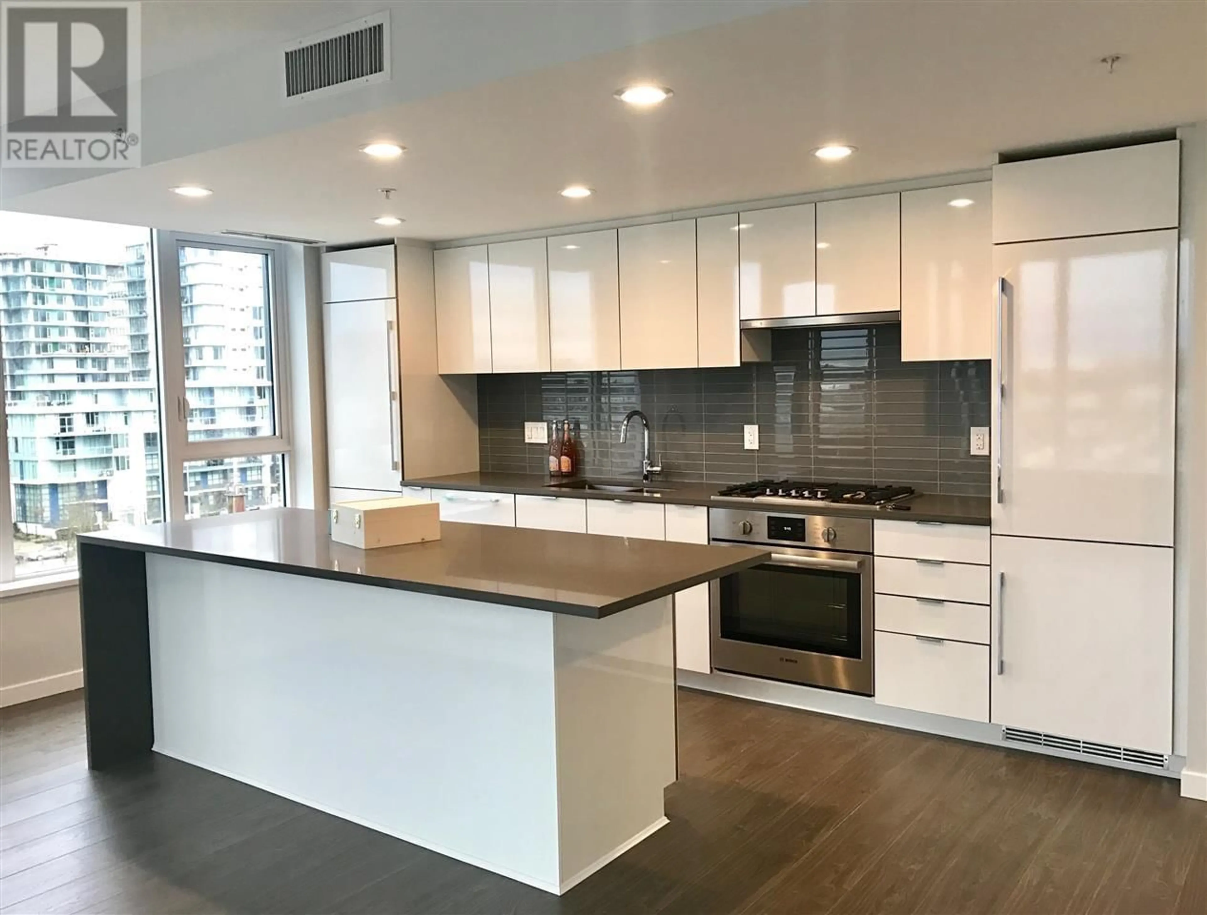 Open concept kitchen, unknown for 805 - 3333 BROWN ROAD, Richmond British Columbia V6X0P6