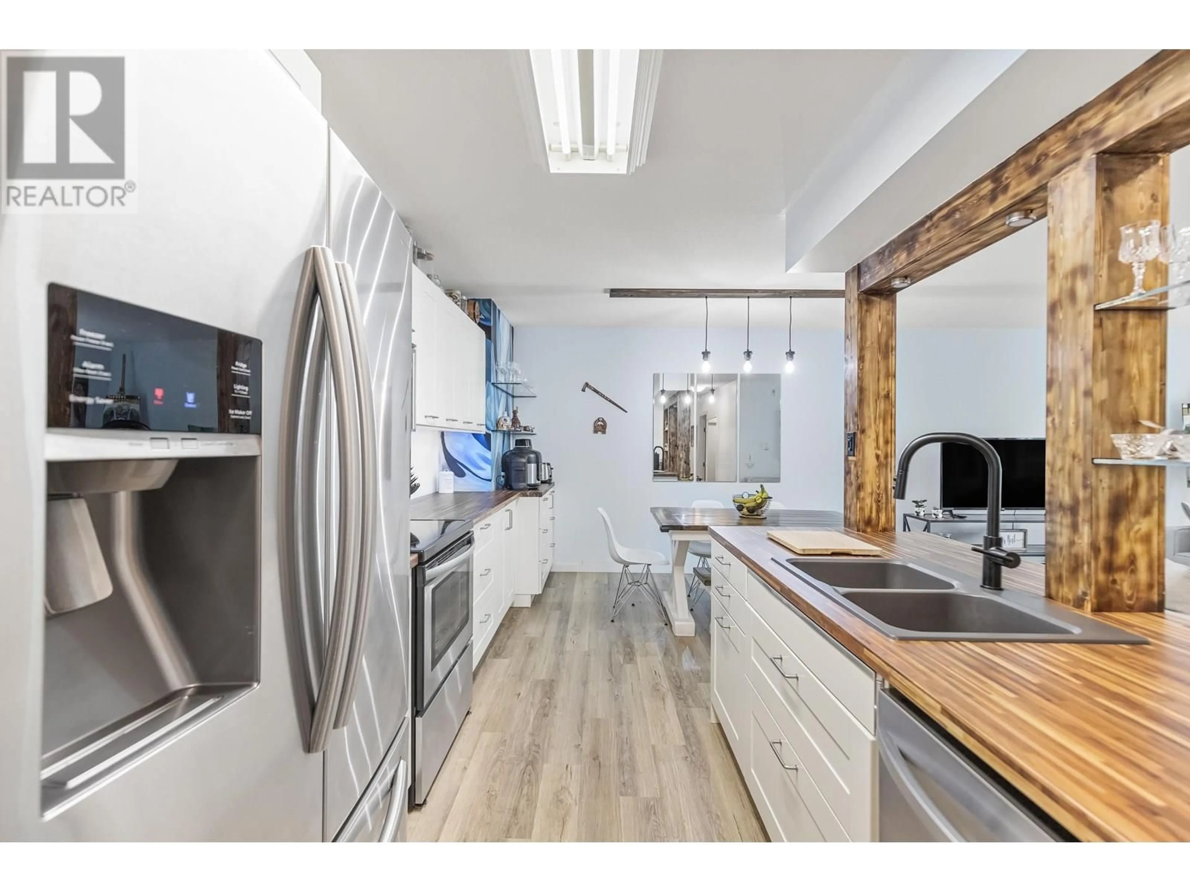 Open concept kitchen, unknown for 406 - 1200 PACIFIC STREET, Coquitlam British Columbia V3B6K2